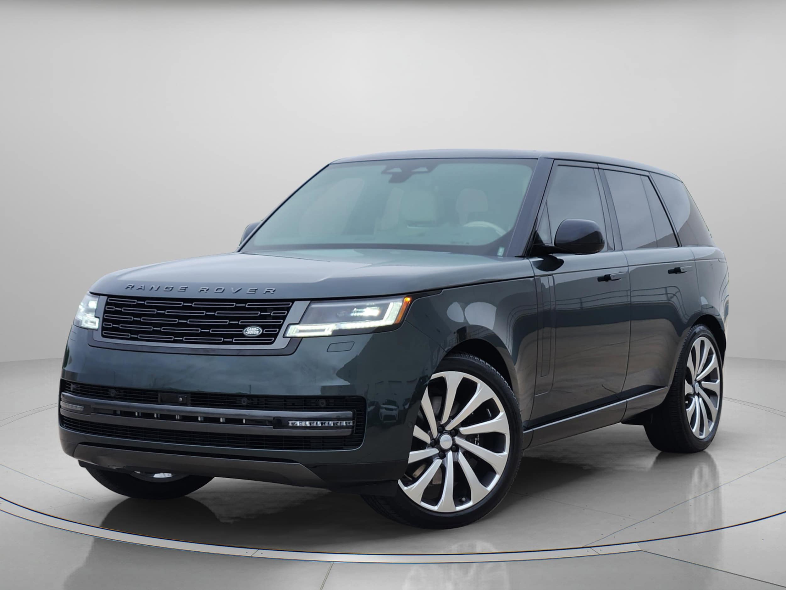 2025 Land Rover Range Rover 4.4 SE SWB's photo