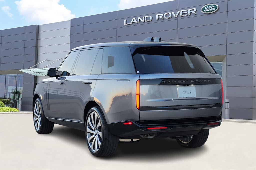 New 2025 Land Rover Range Rover P530 SE 7 Seat P530 SE LWB 7 Seat