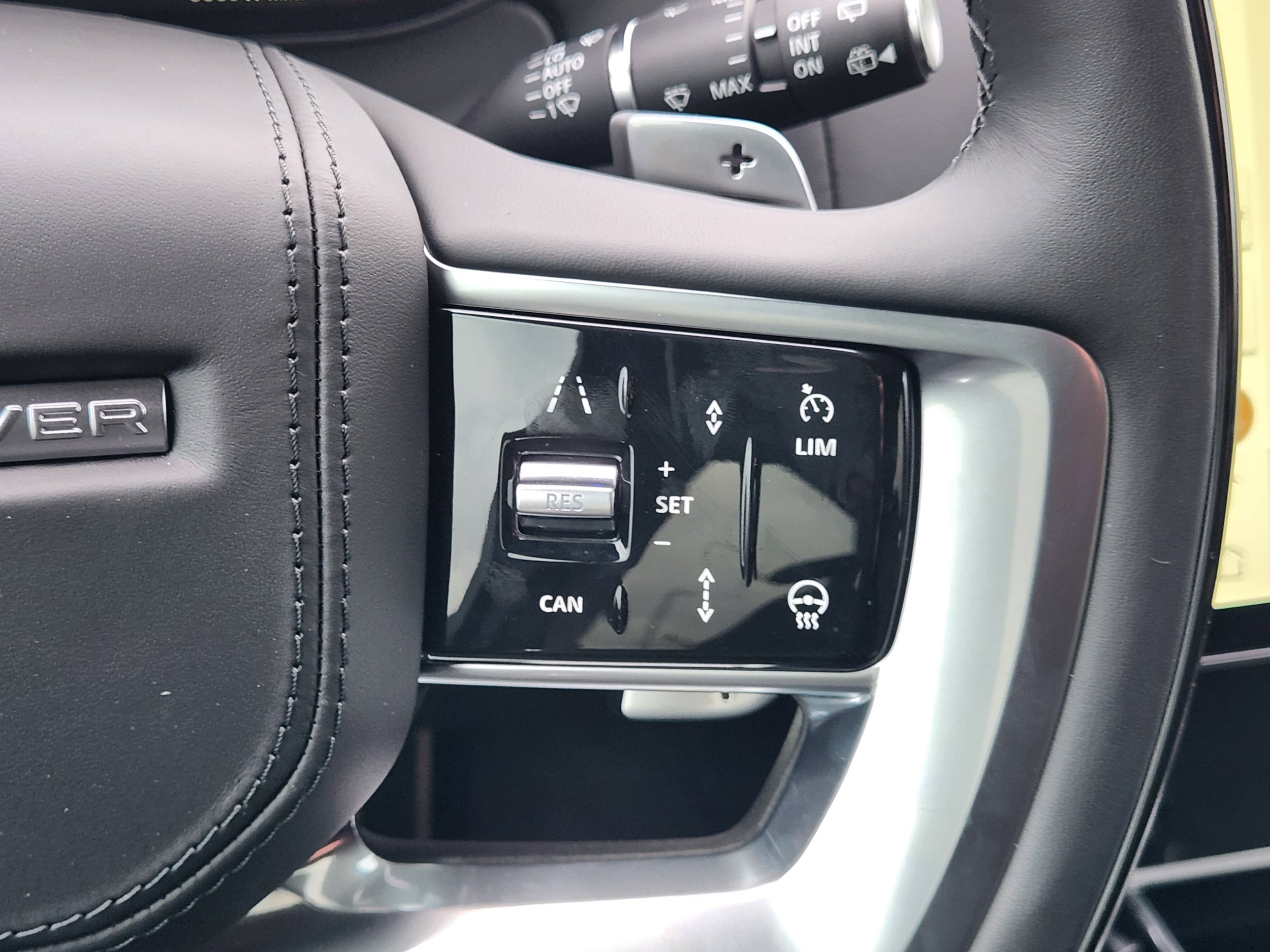 2026 Land Rover Range Rover SE - Photo 30