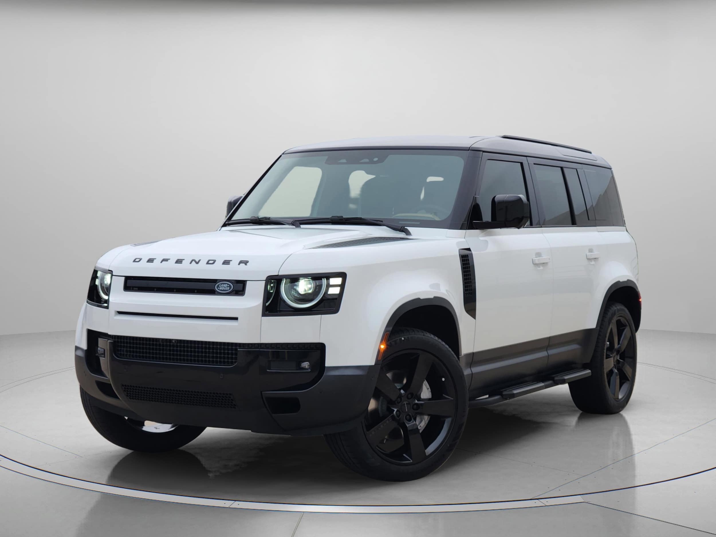 2026 Land Rover Defender 110 S P300's photo
