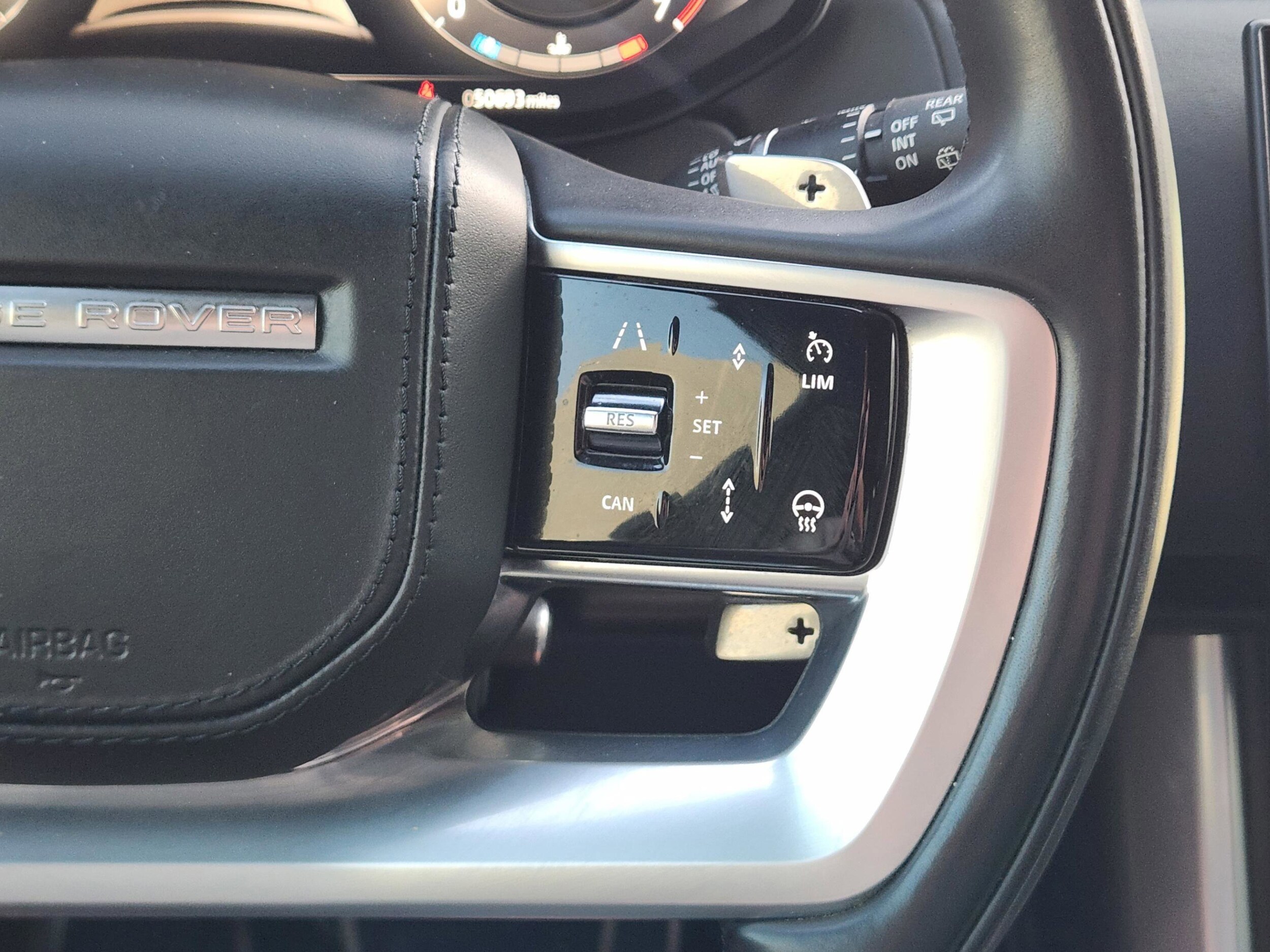 2024 Land Rover Range Rover SE - Photo 25