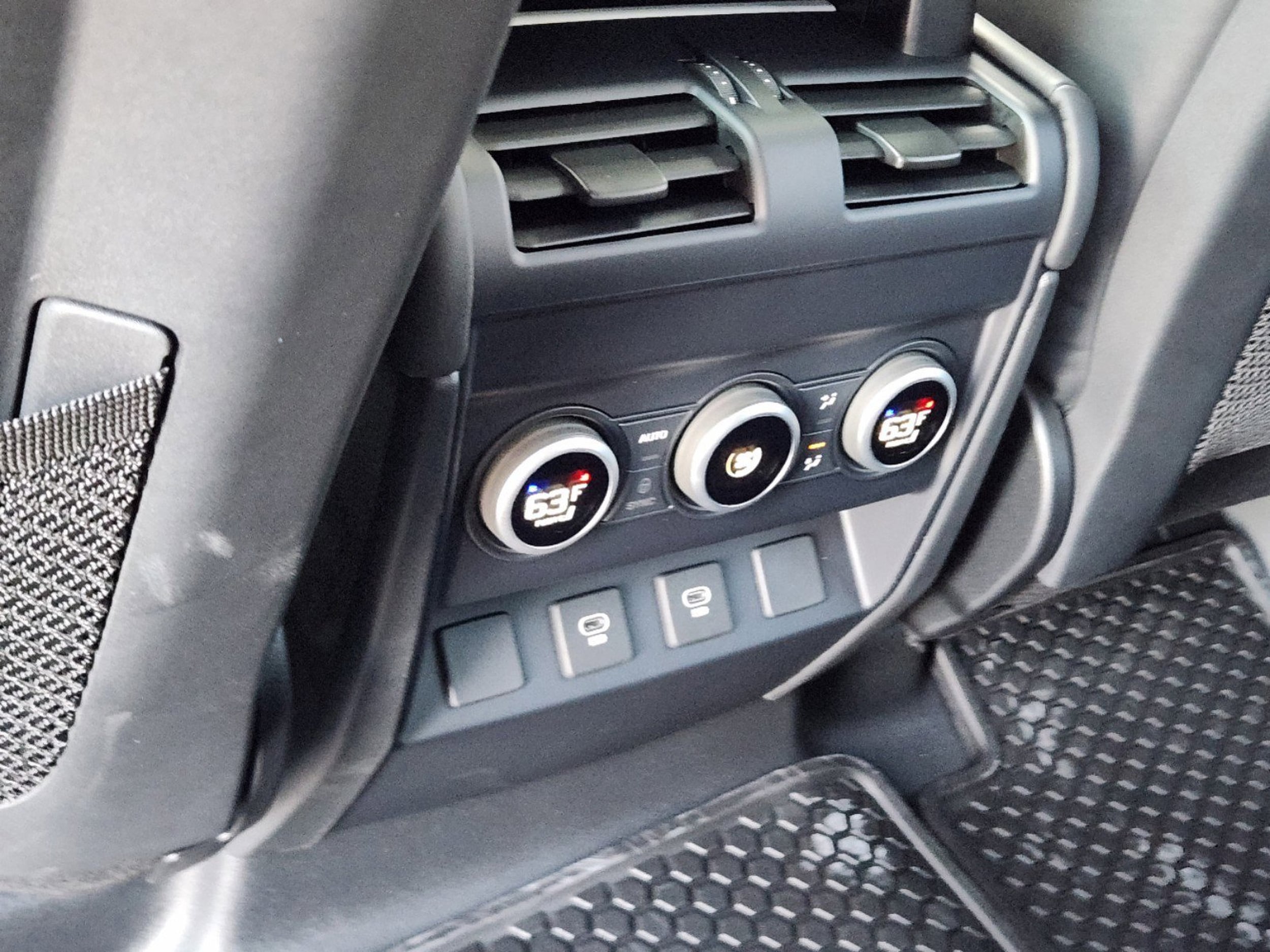 2025 Land Rover Defender X-Dynamic SE - Photo 25