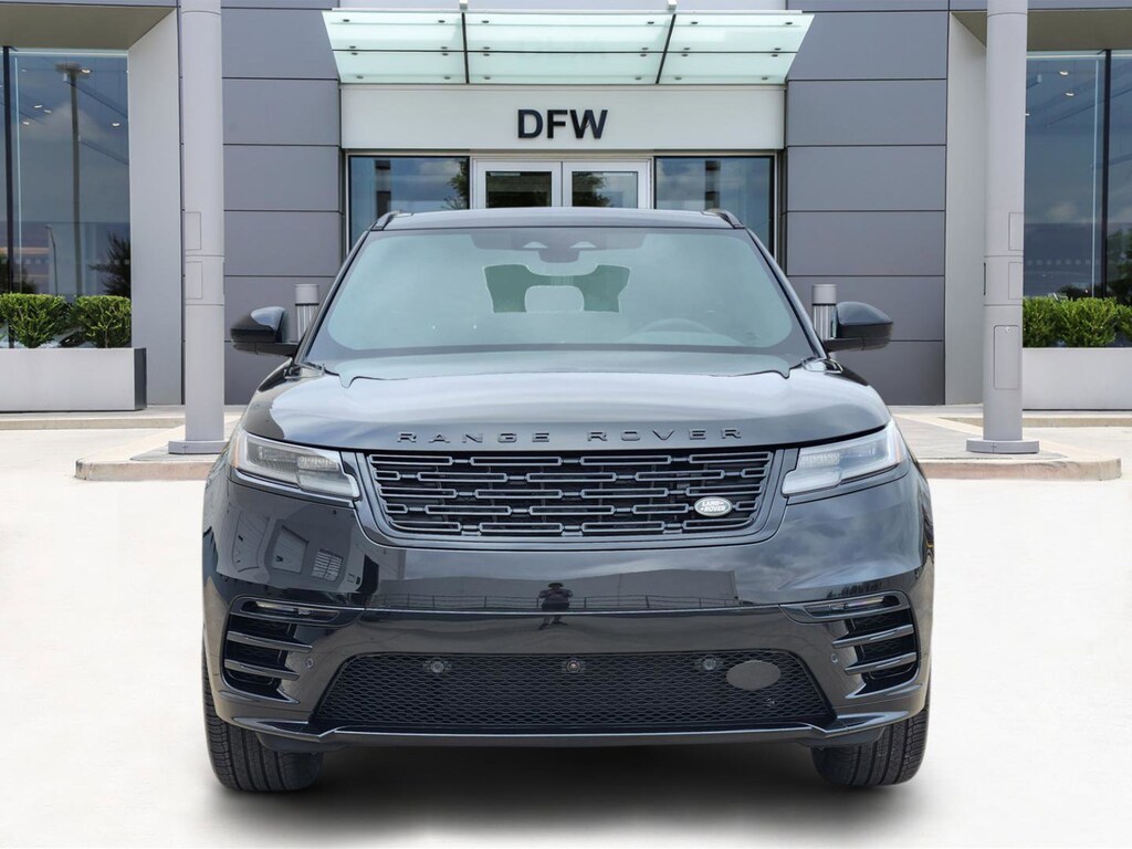 New 2026 Land Rover Range Rover Velar Dynamic SE P250 Dynamic SE *Ltd Avail*