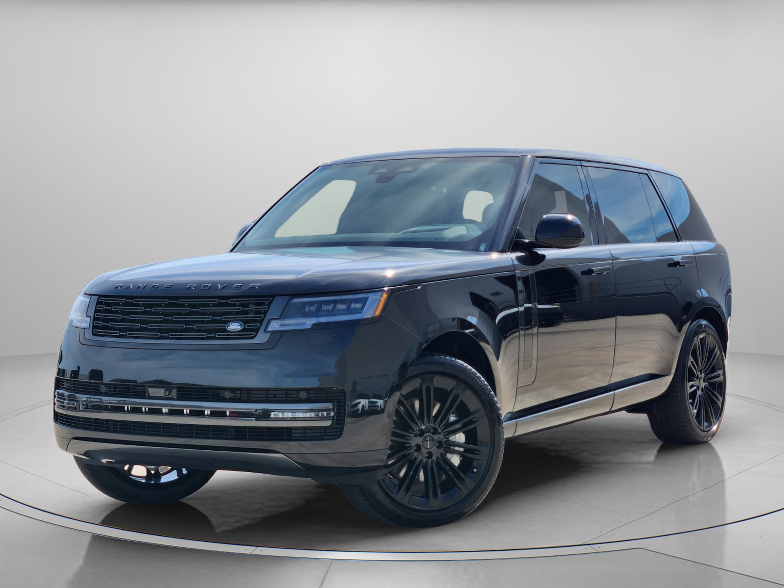 2026 Land Rover Range Rover 4.4 SE LWB 7's photo