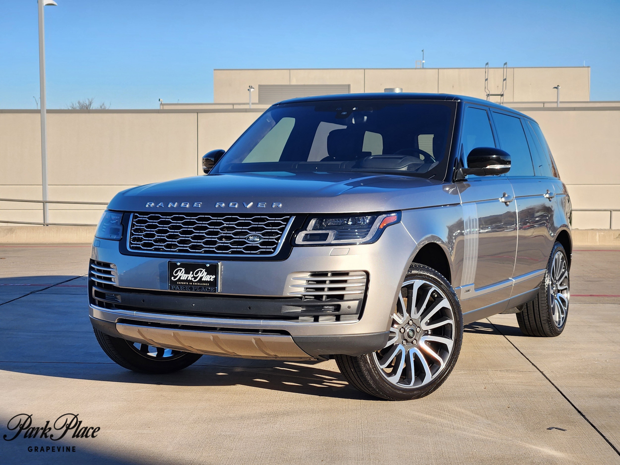 2020 Land Rover Range Rover Autobiography's photo