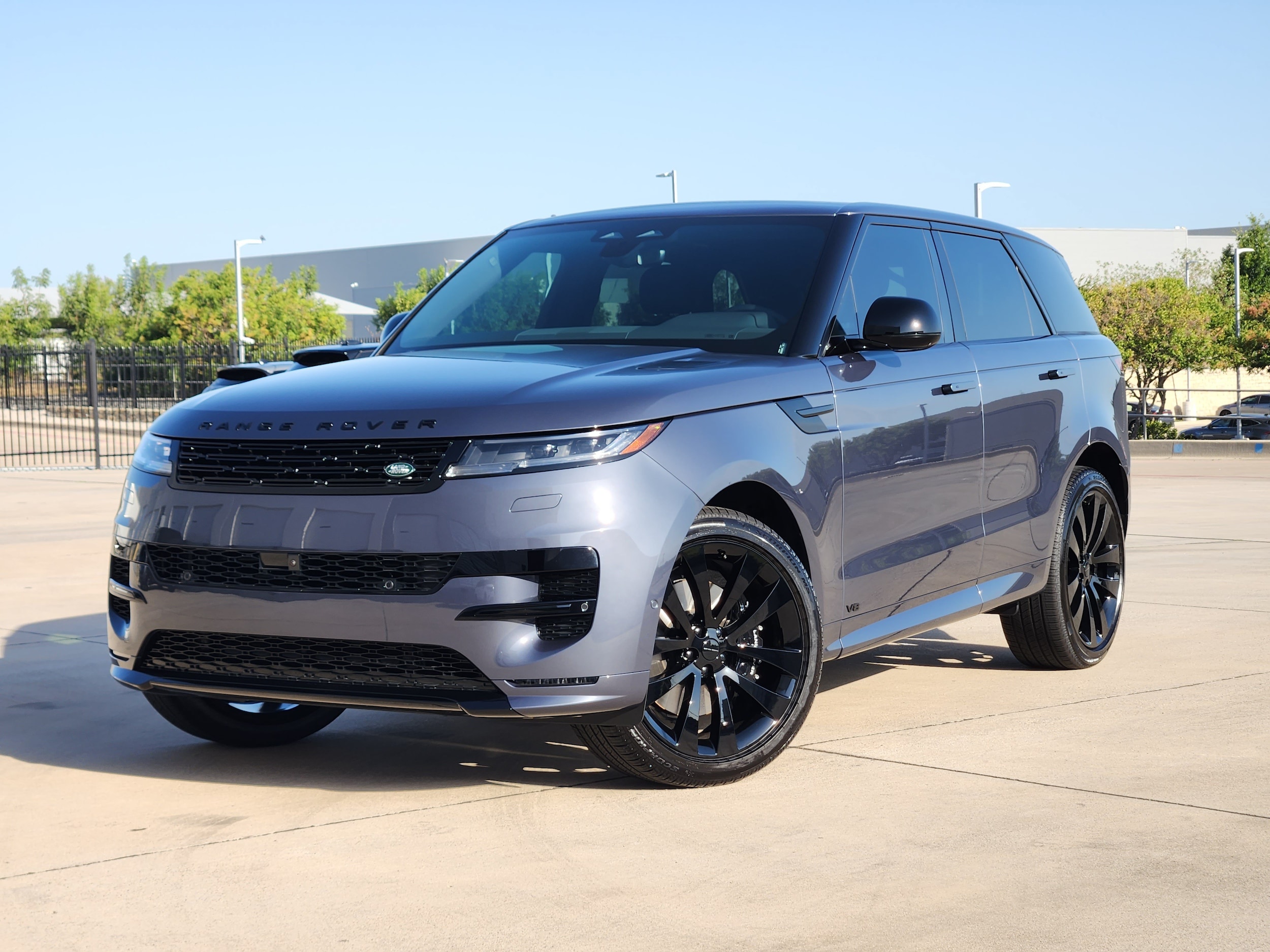 New 2026 Land Rover Range Rover Sport Dynamic SE