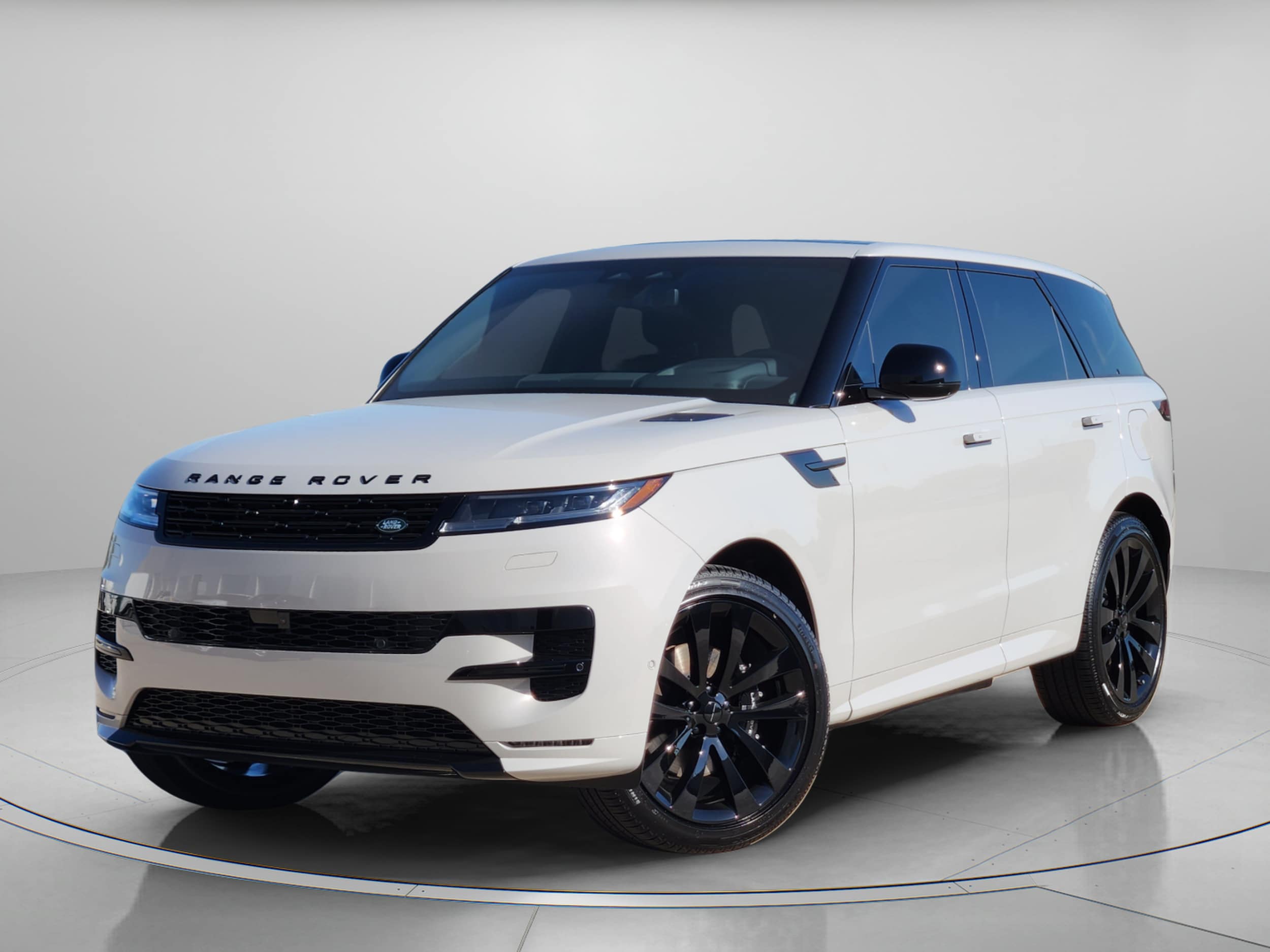 New 2026 Land Rover Range Rover Sport Dynamic SE