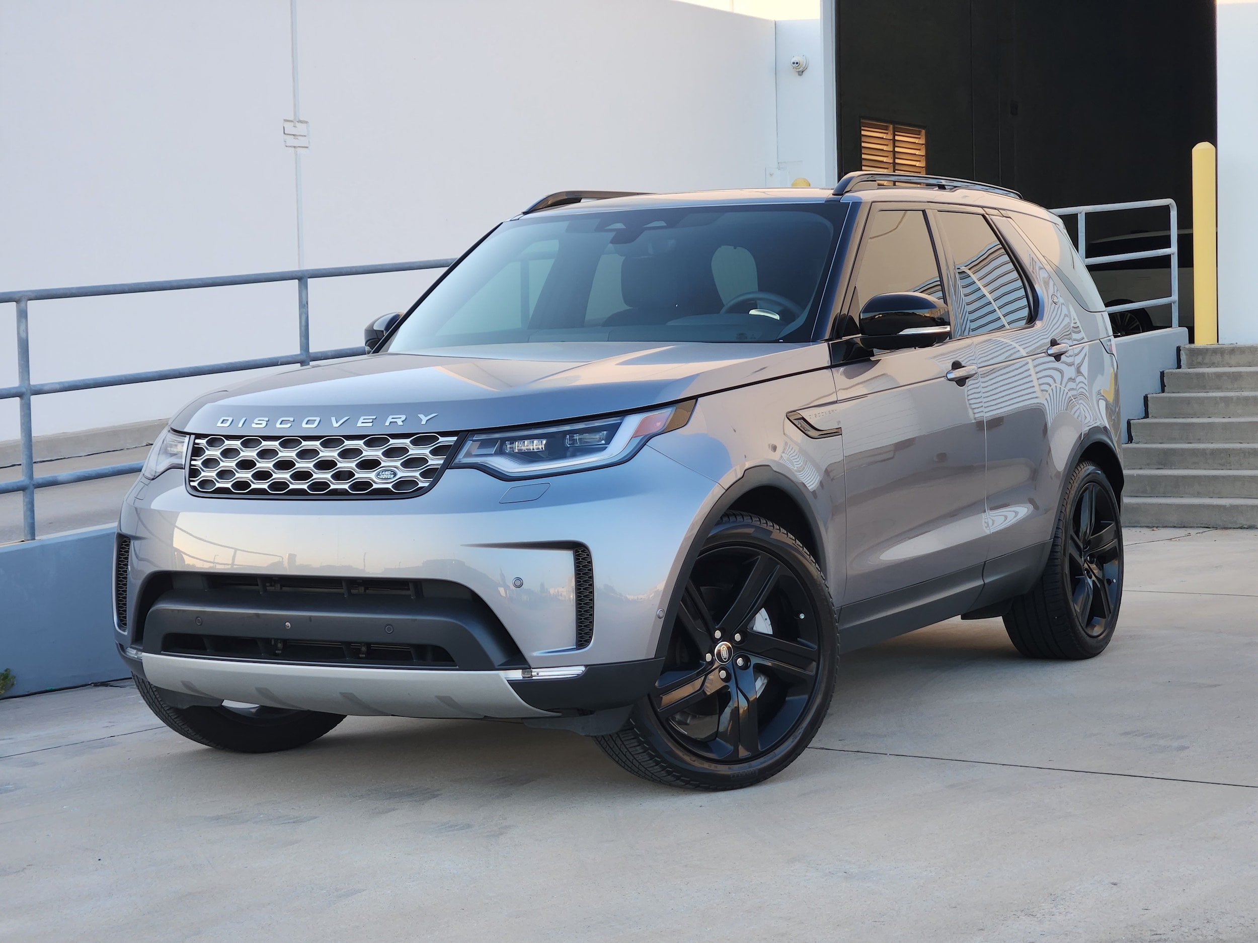 2025 Land Rover Discovery