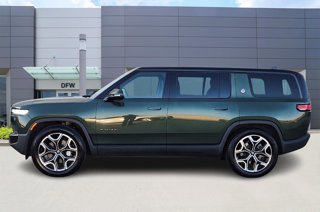 Used 2025 Rivian R1S SUV