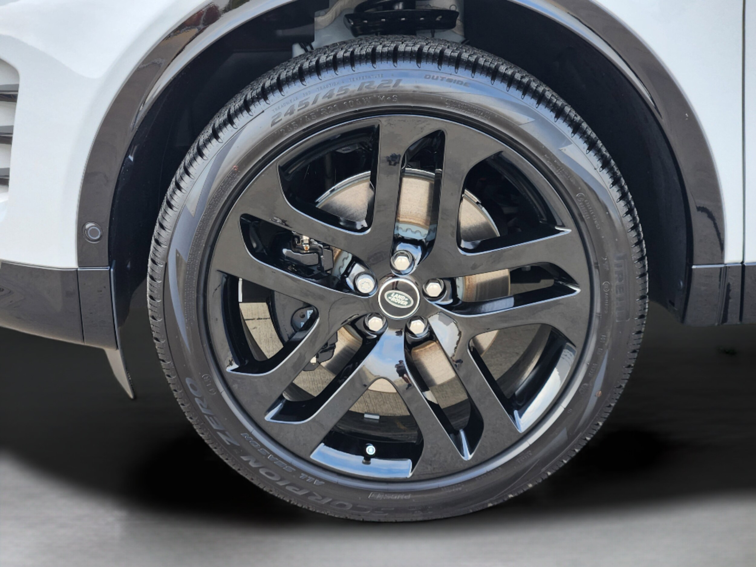 2025 Land Rover Discovery Sport Dynamic SE - Photo 33