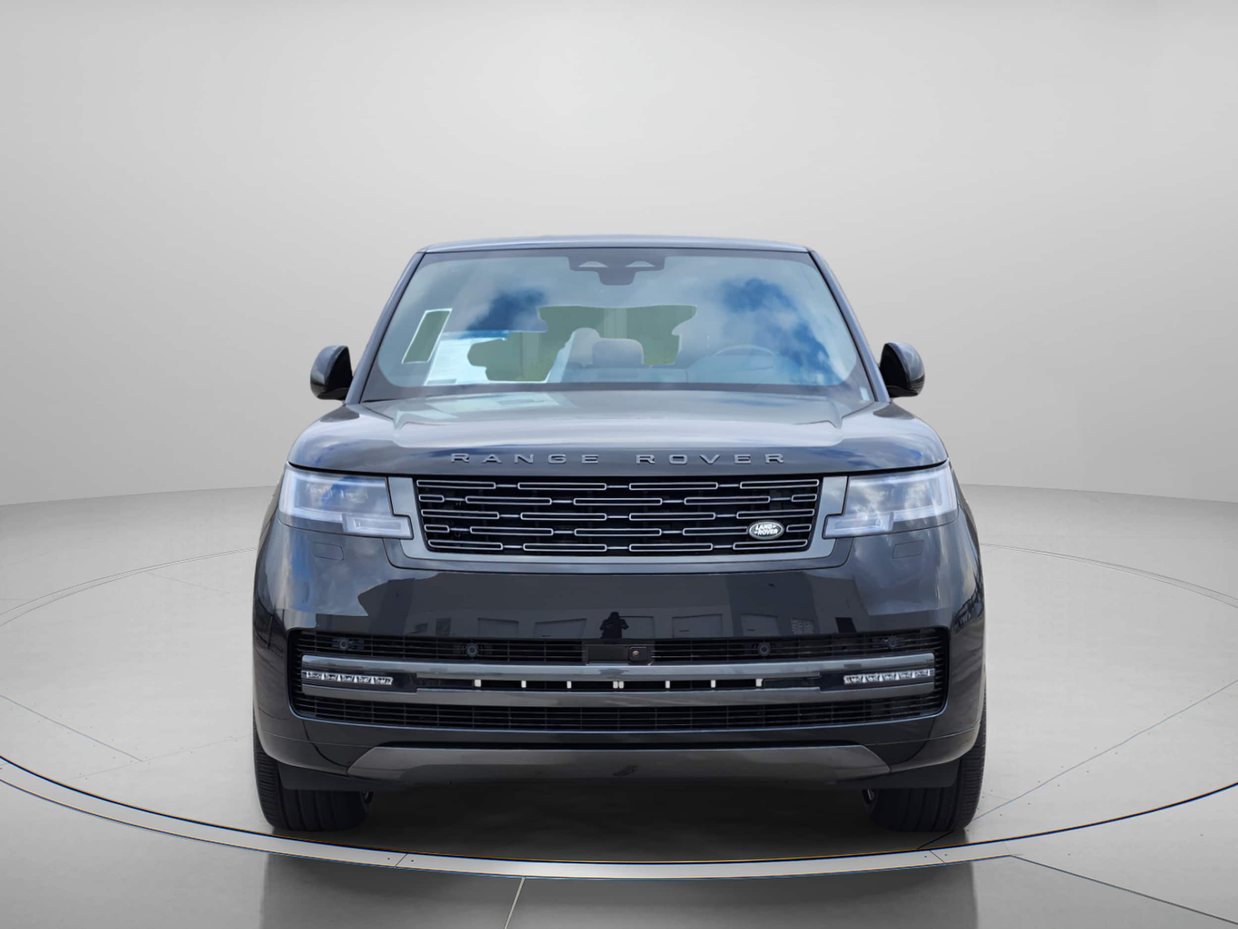 2026 Land Rover Range Rover SE - Photo 6