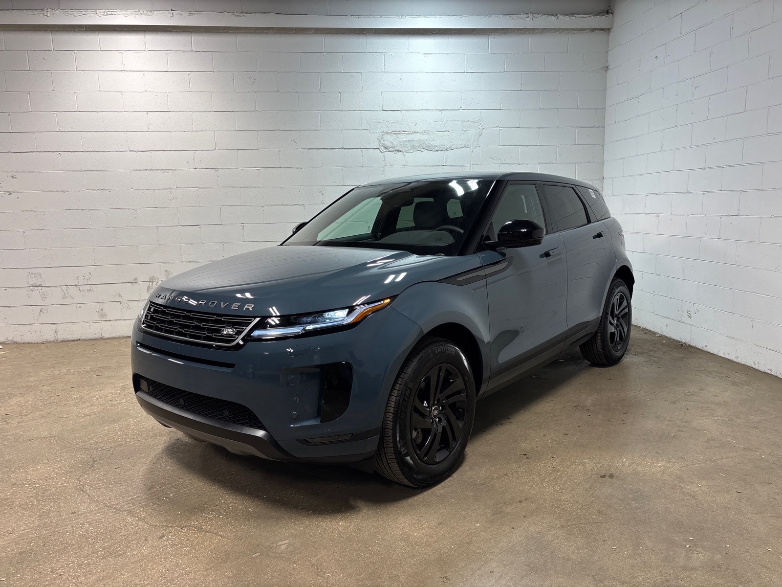 2026 Land Rover Range Rover Evoque