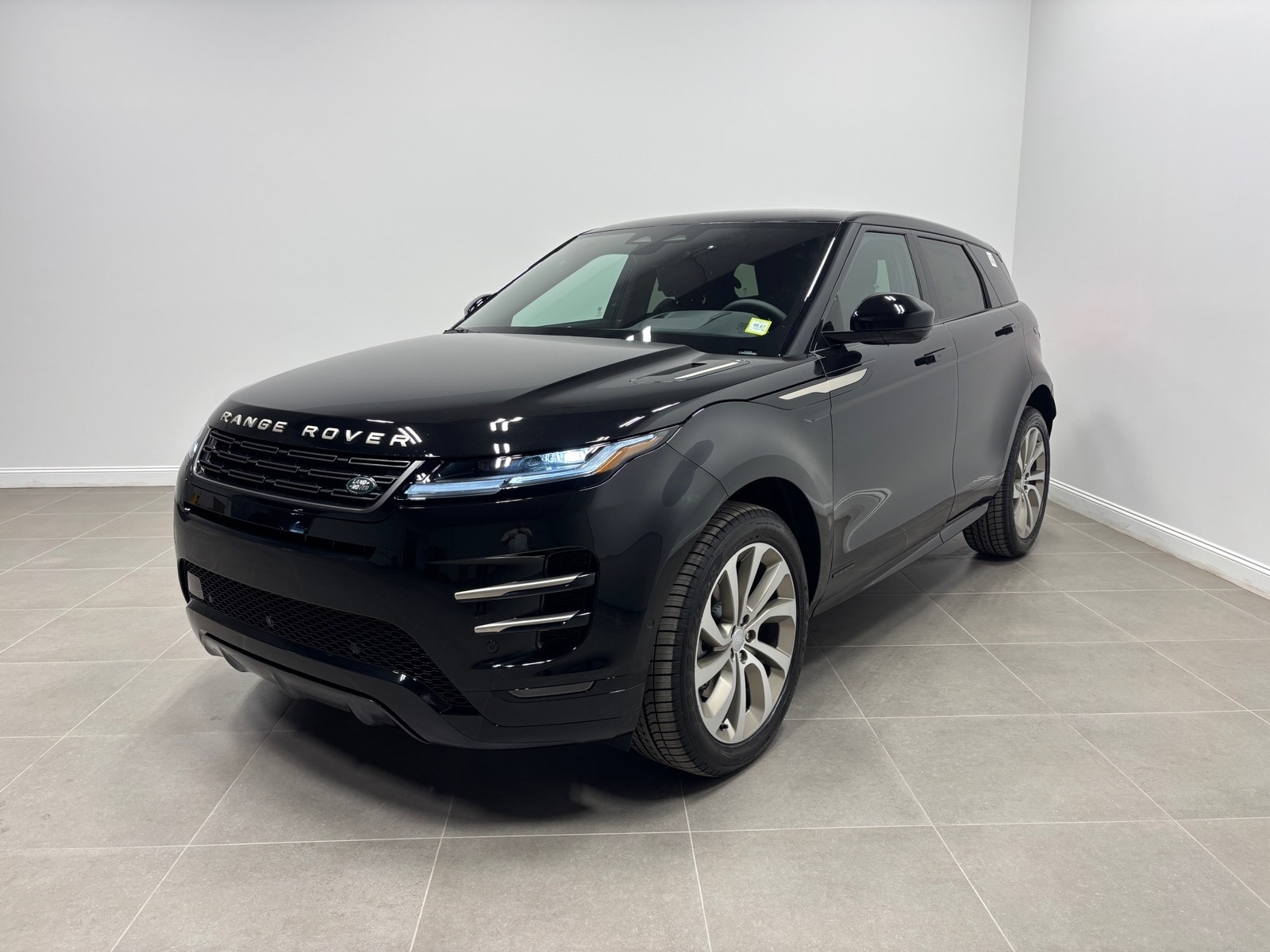 2026 Land Rover Range Rover Evoque
