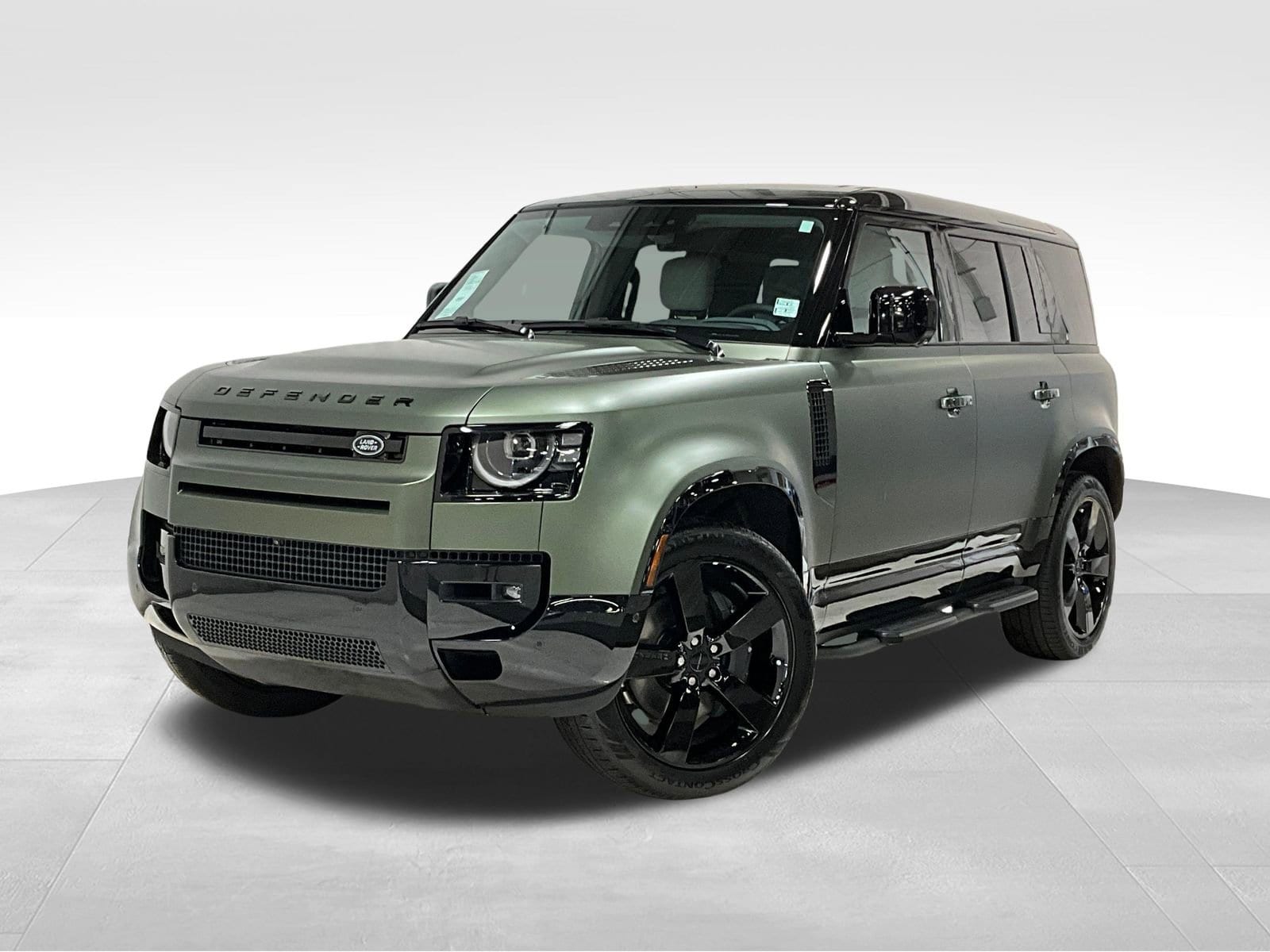 2026 Land Rover Defender 110 X-Dynamic SE P500's photo