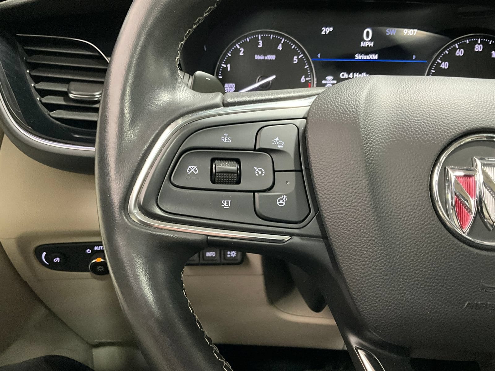 2023 Buick Envision Avenir - Photo 19