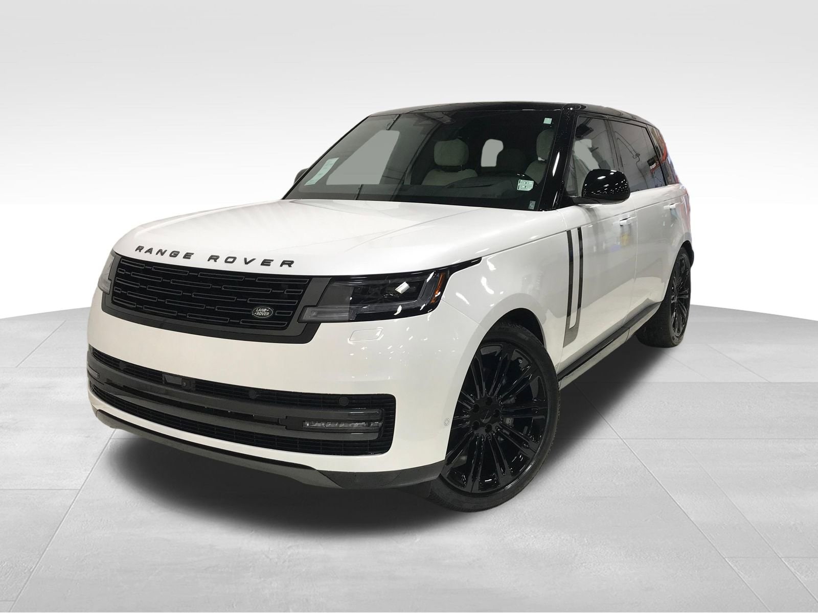 2026 Land Rover Range Rover 3.0 SE LWB 7's photo