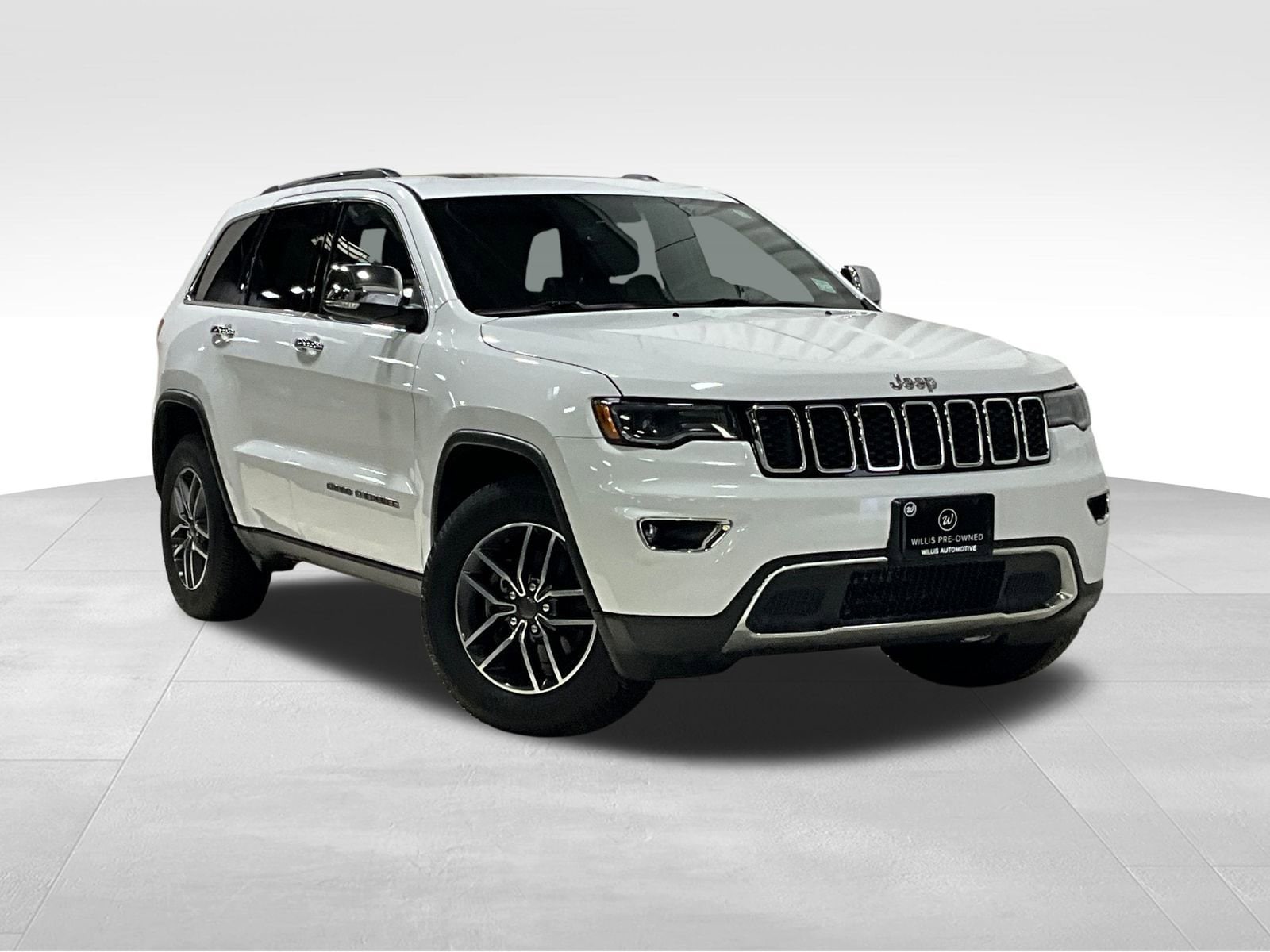 2019 Jeep Grand Cherokee Limited's photo