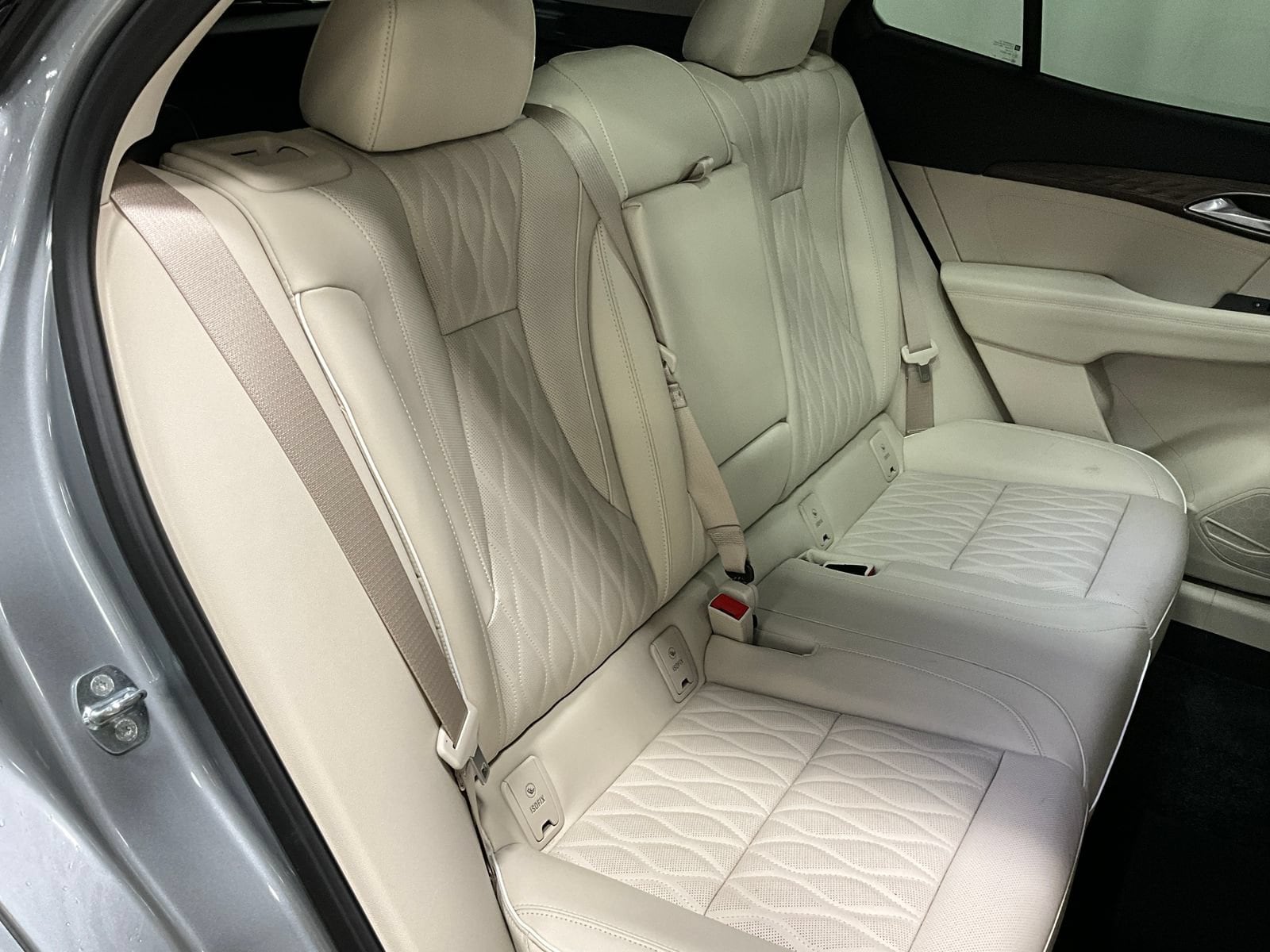 2023 Buick Envision Avenir - Photo 25