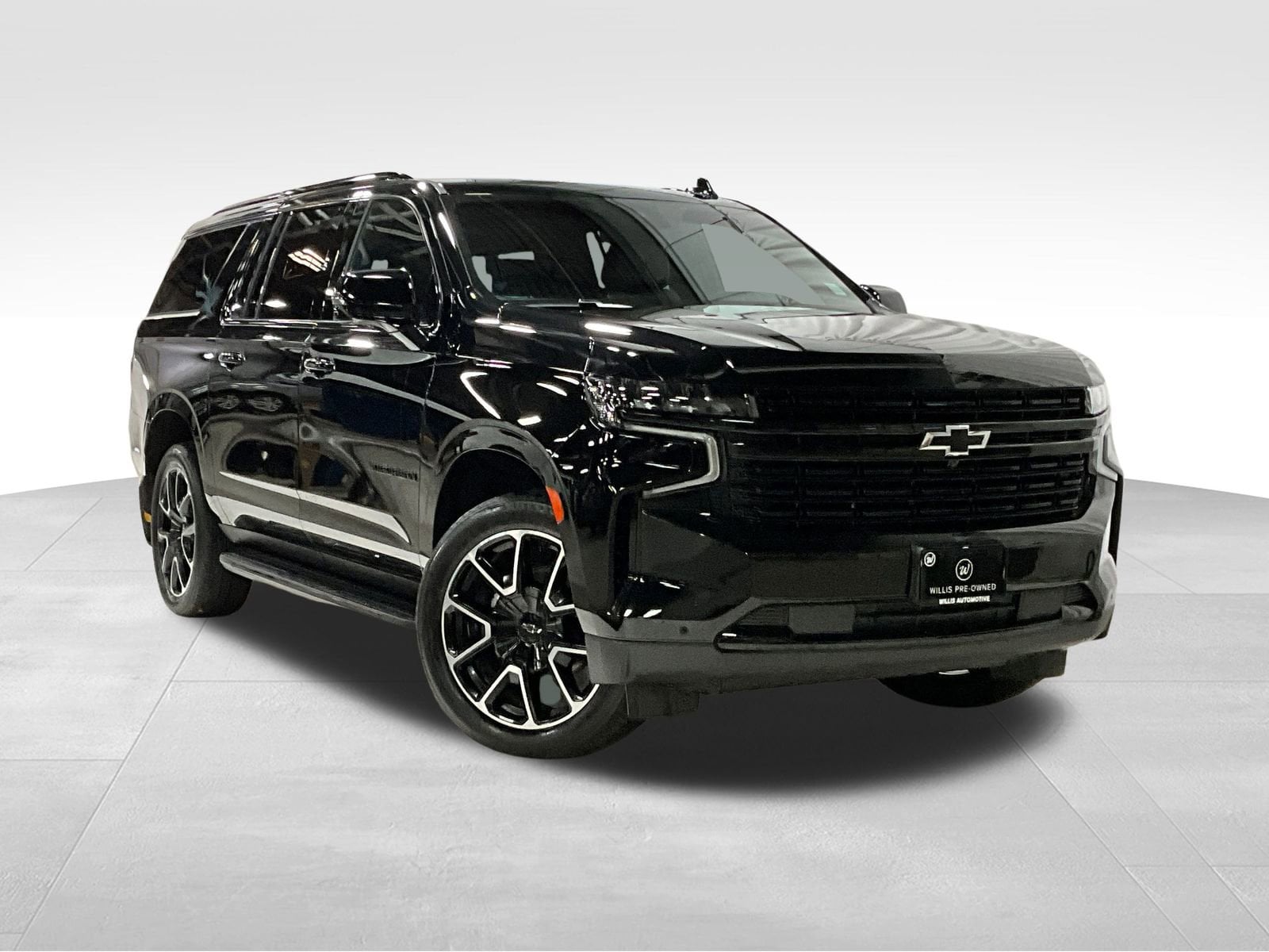 2024 Chevrolet Suburban RST's photo