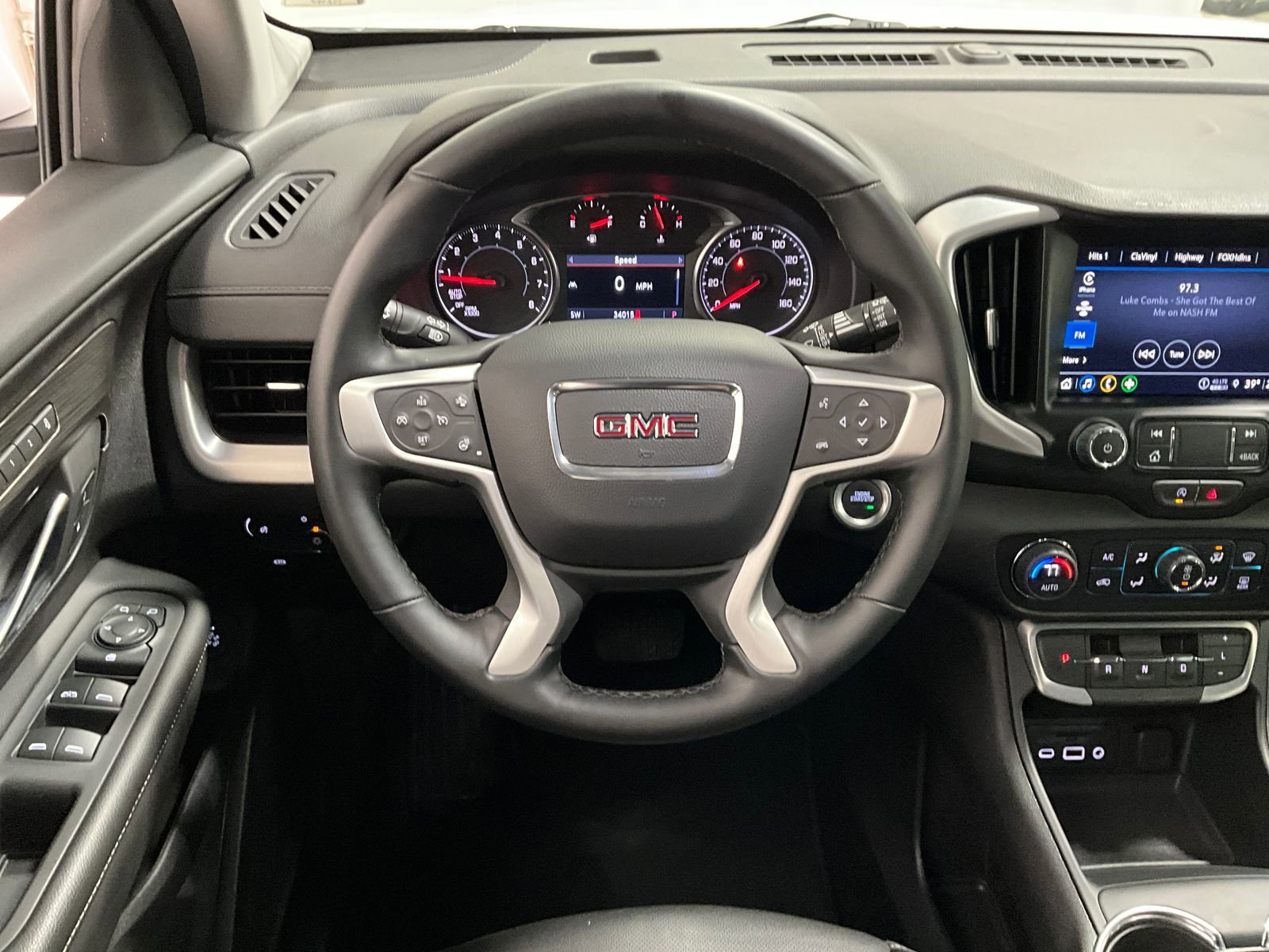 2024 Gmc Terrain SLT photo 2