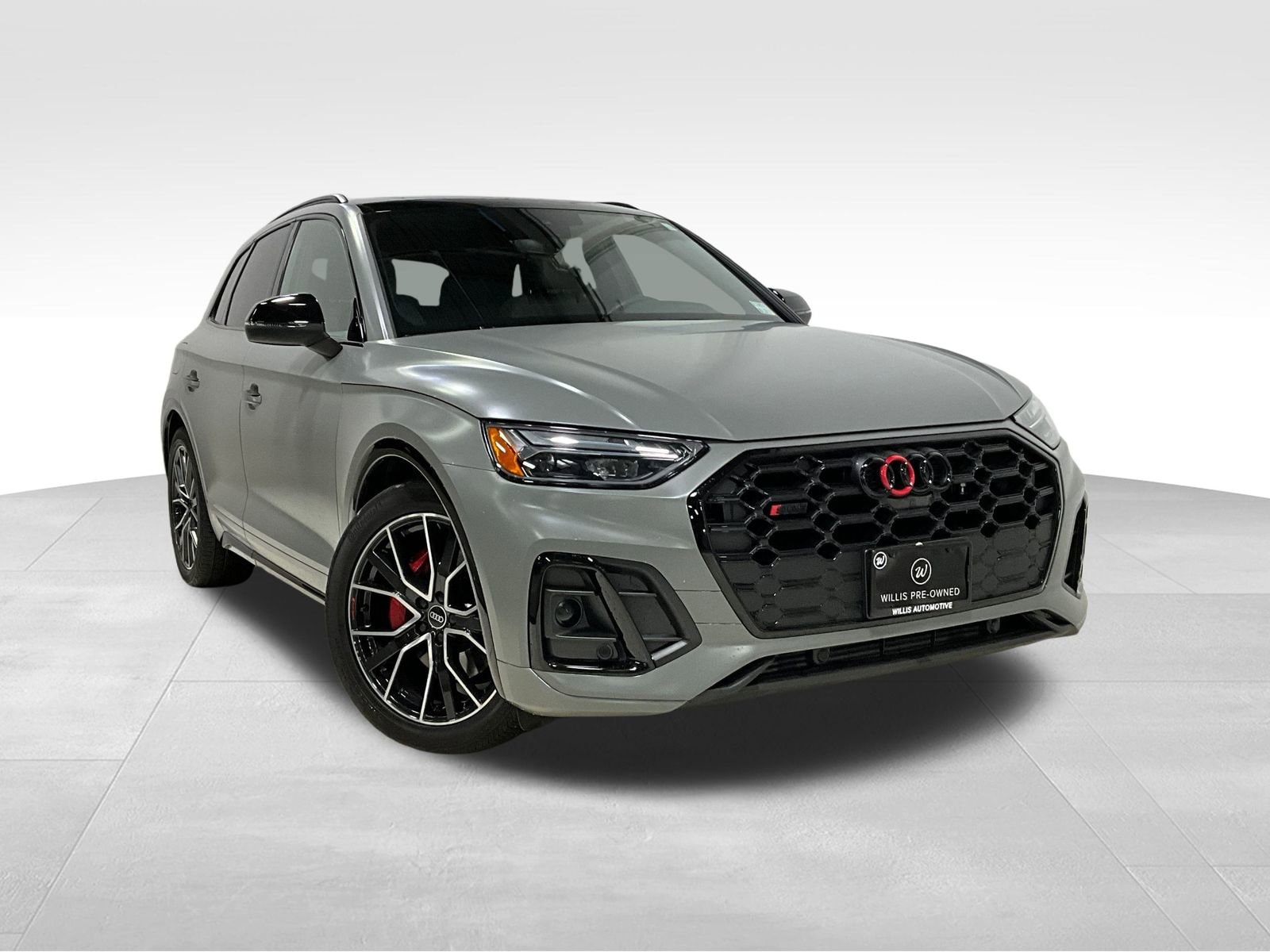 2022 Audi SQ5 Premium Plus's photo