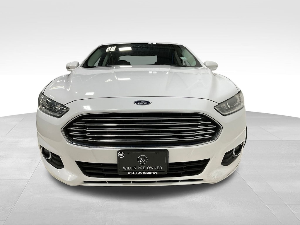 Used 2014 Ford Fusion SE Sedan