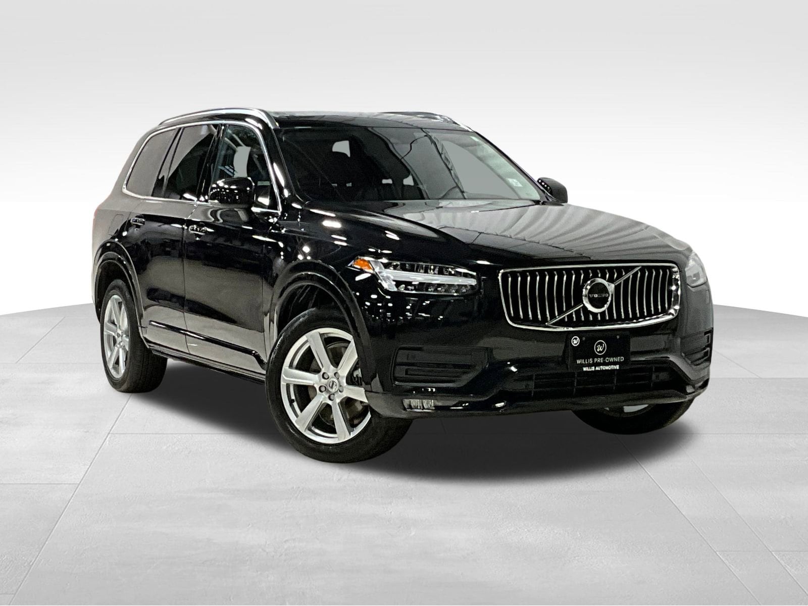 2021 Volvo XC90 Base's photo