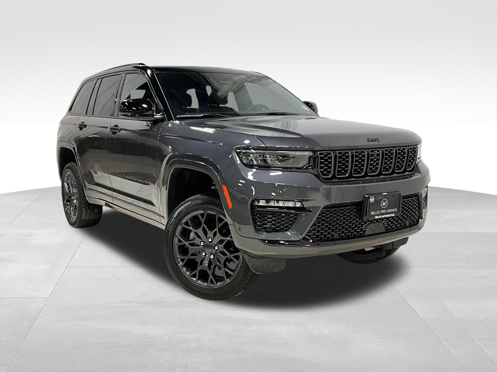 2025 Jeep Grand Cherokee Summit Reserve 4x4's photo