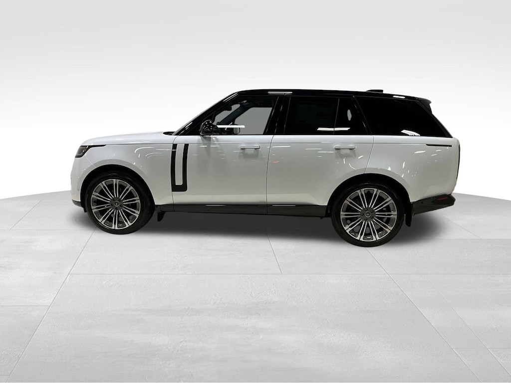 New 2025 Land Rover Range Rover SE SUV