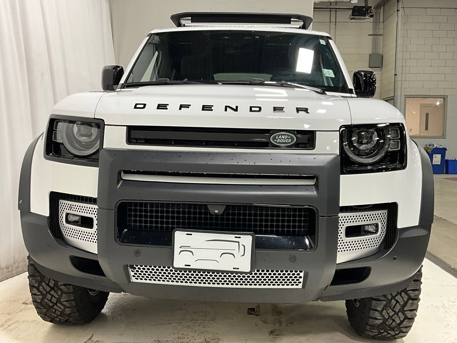 Used 2023 Land Rover Defender S with VIN SALEJ7EX7P2114795 for sale in Des Moines, IA