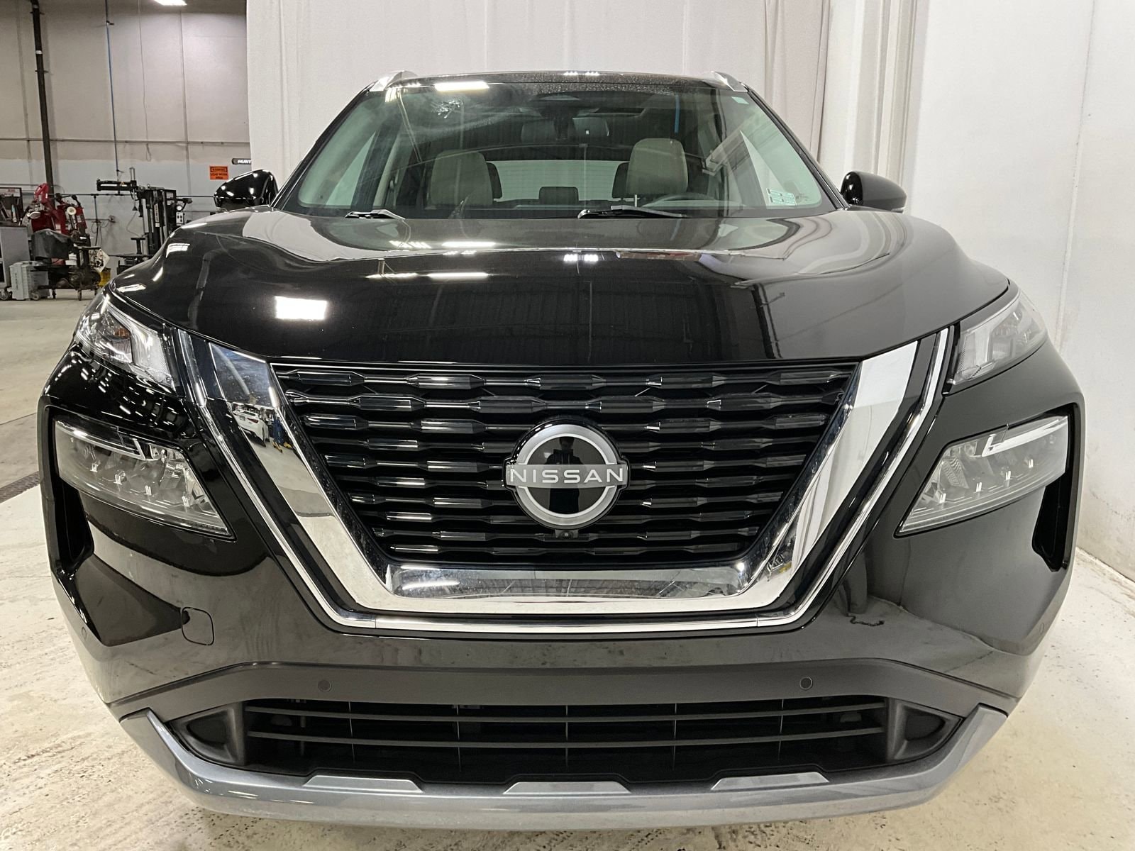 Used 2023 Nissan Rogue SL with VIN 5N1BT3CB9PC793480 for sale in Des Moines, IA