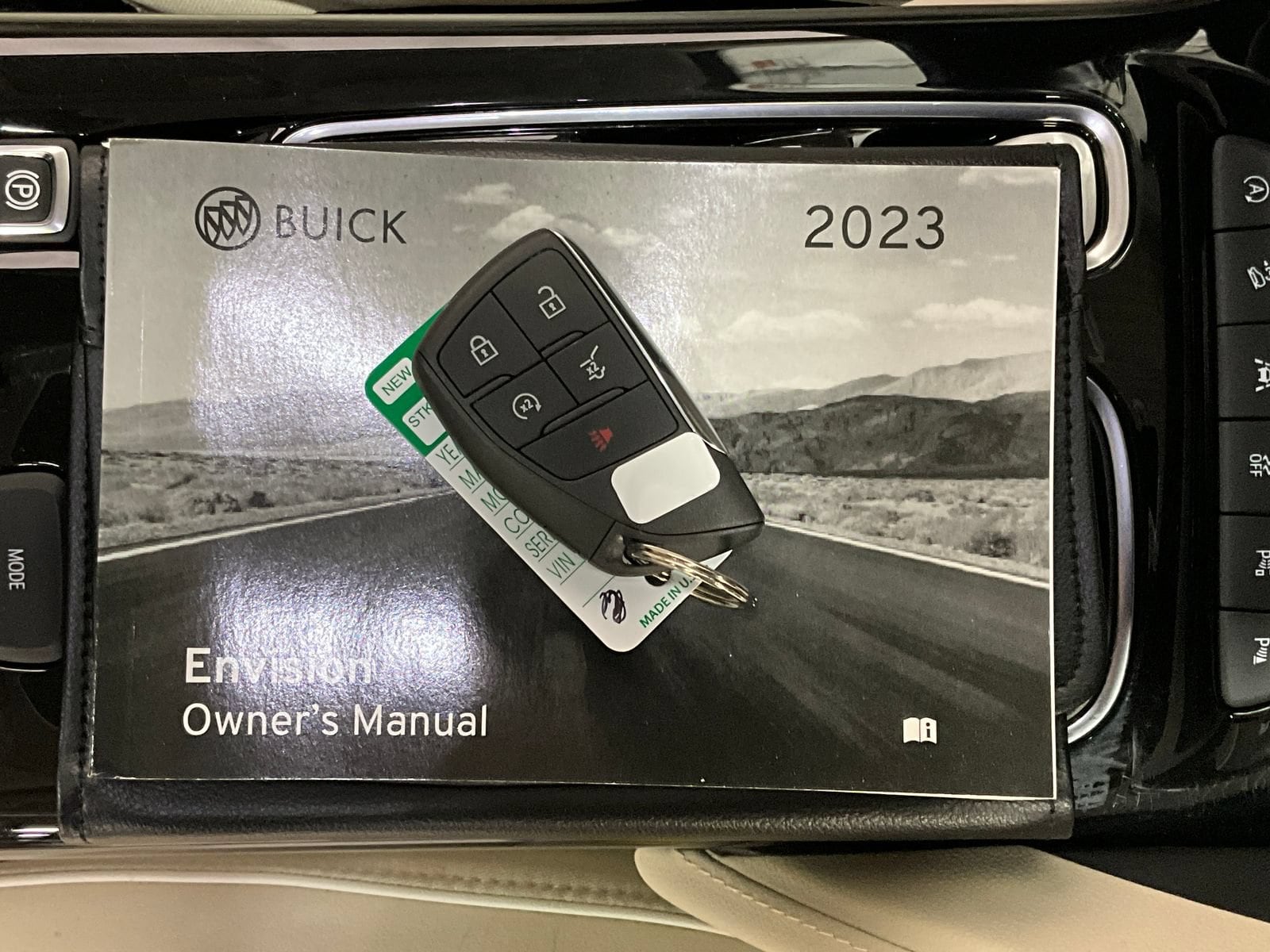 2023 Buick Envision Avenir - Photo 14