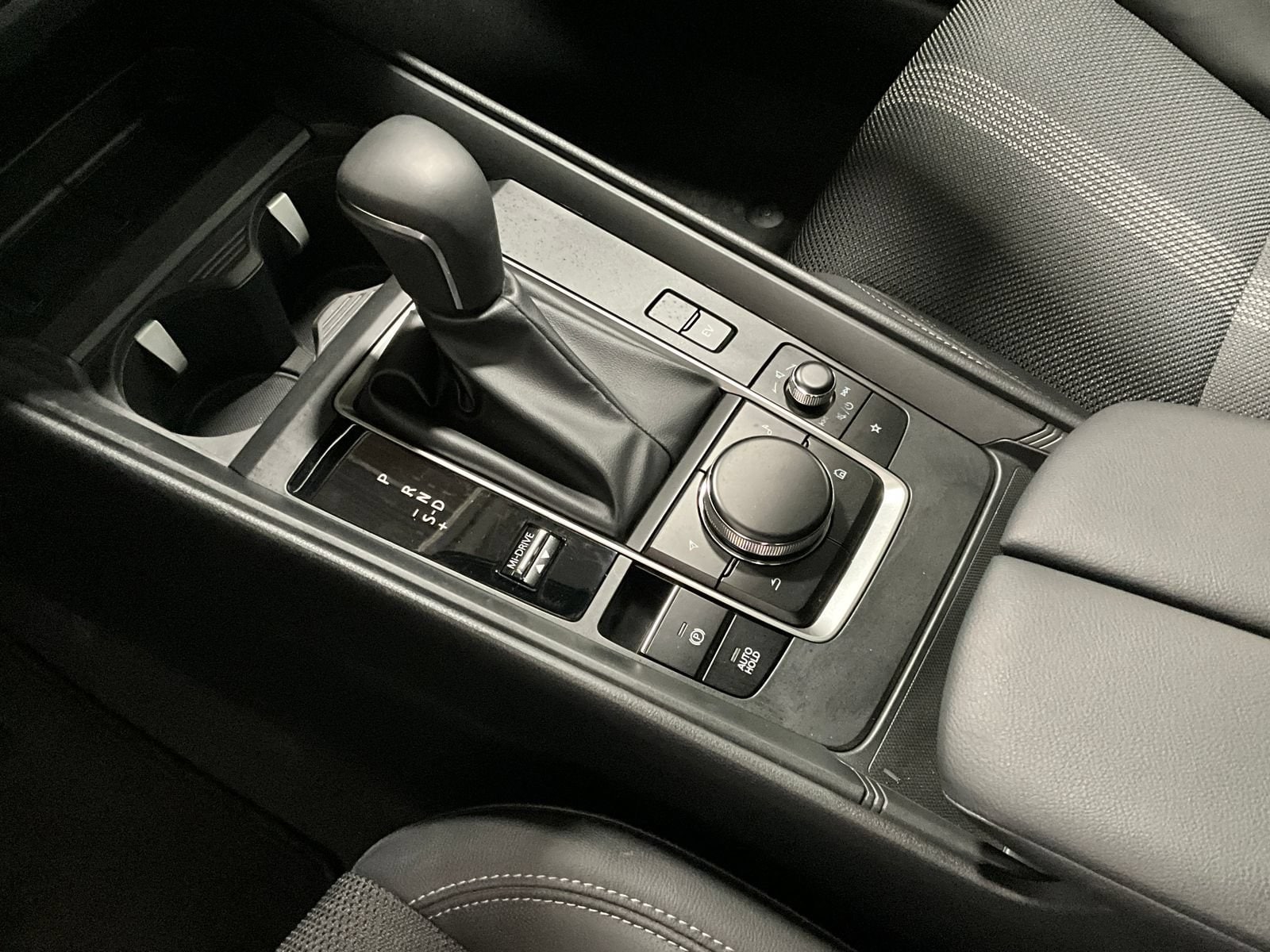 2025 Mazda CX-50 Preferred - Photo 18