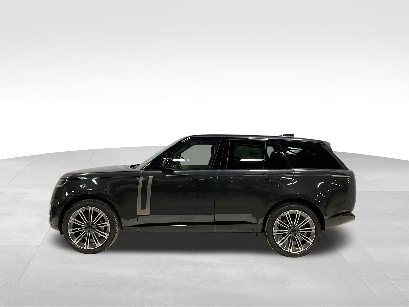 2026 Land Rover Range Rover SE - Photo 7