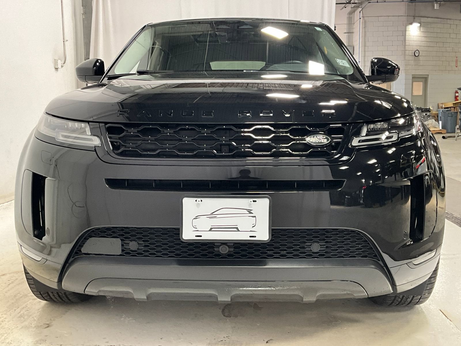 Used 2023 Land Rover Range Rover Evoque SE with VIN SALZP2FX9PH203220 for sale in Des Moines, IA