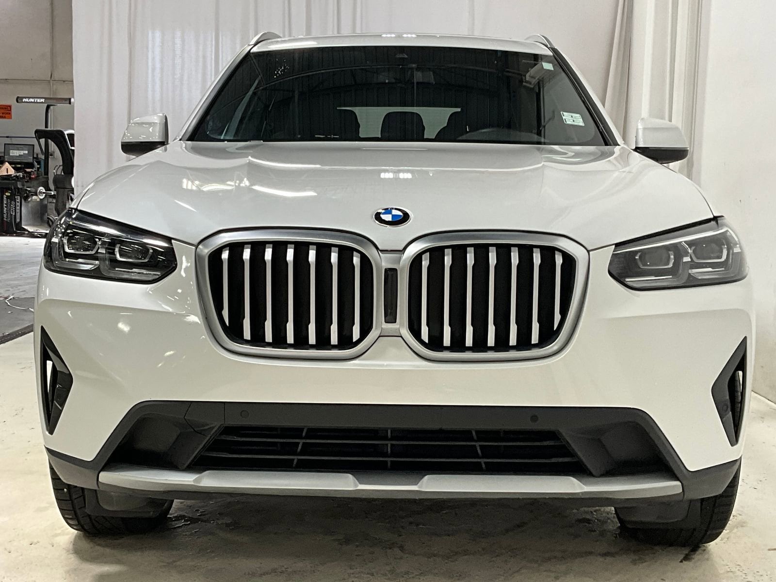 Used 2024 BMW X3 30i with VIN 5UX53DP05R9W14740 for sale in Des Moines, IA
