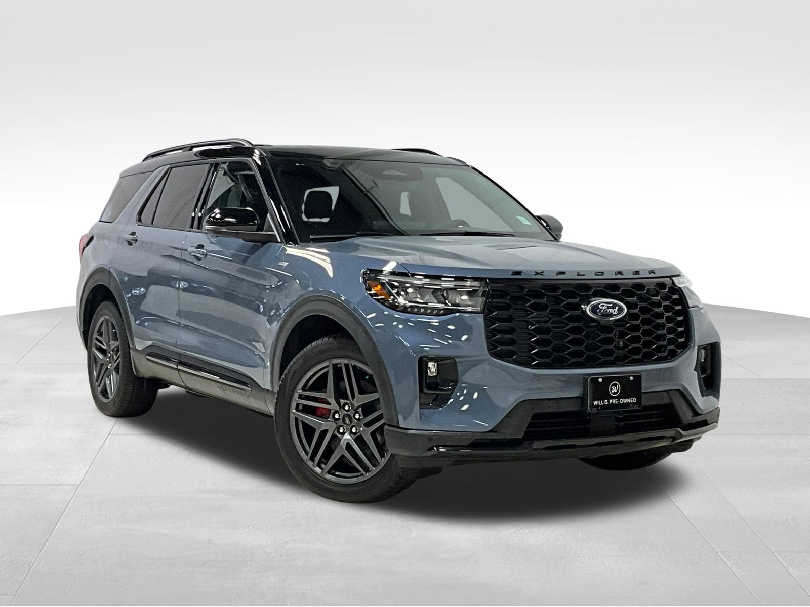 2025 Ford Explorer ST-LINE 4WD (PL535)'s photo