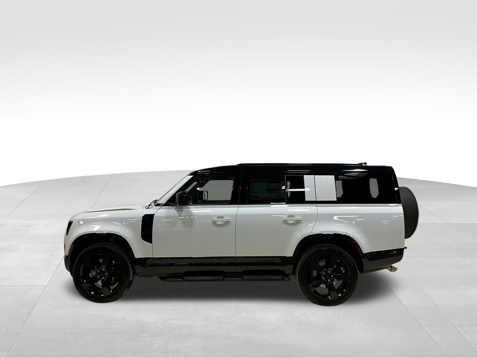 2026 Land Rover Defender V8 - Photo 7