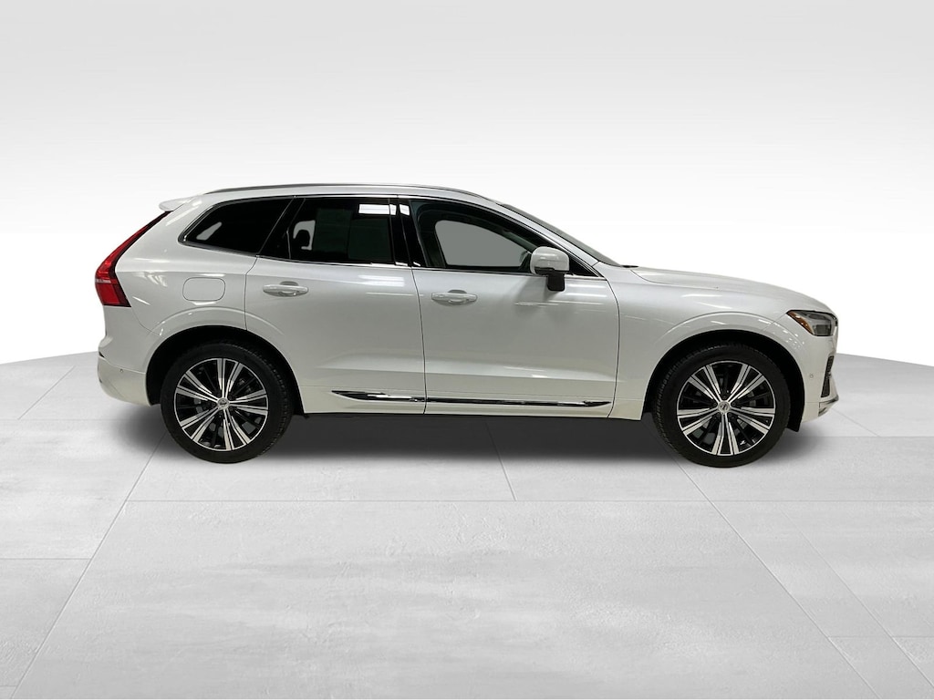 Used 2022 Volvo XC60 B5 AWD Inscription SUV