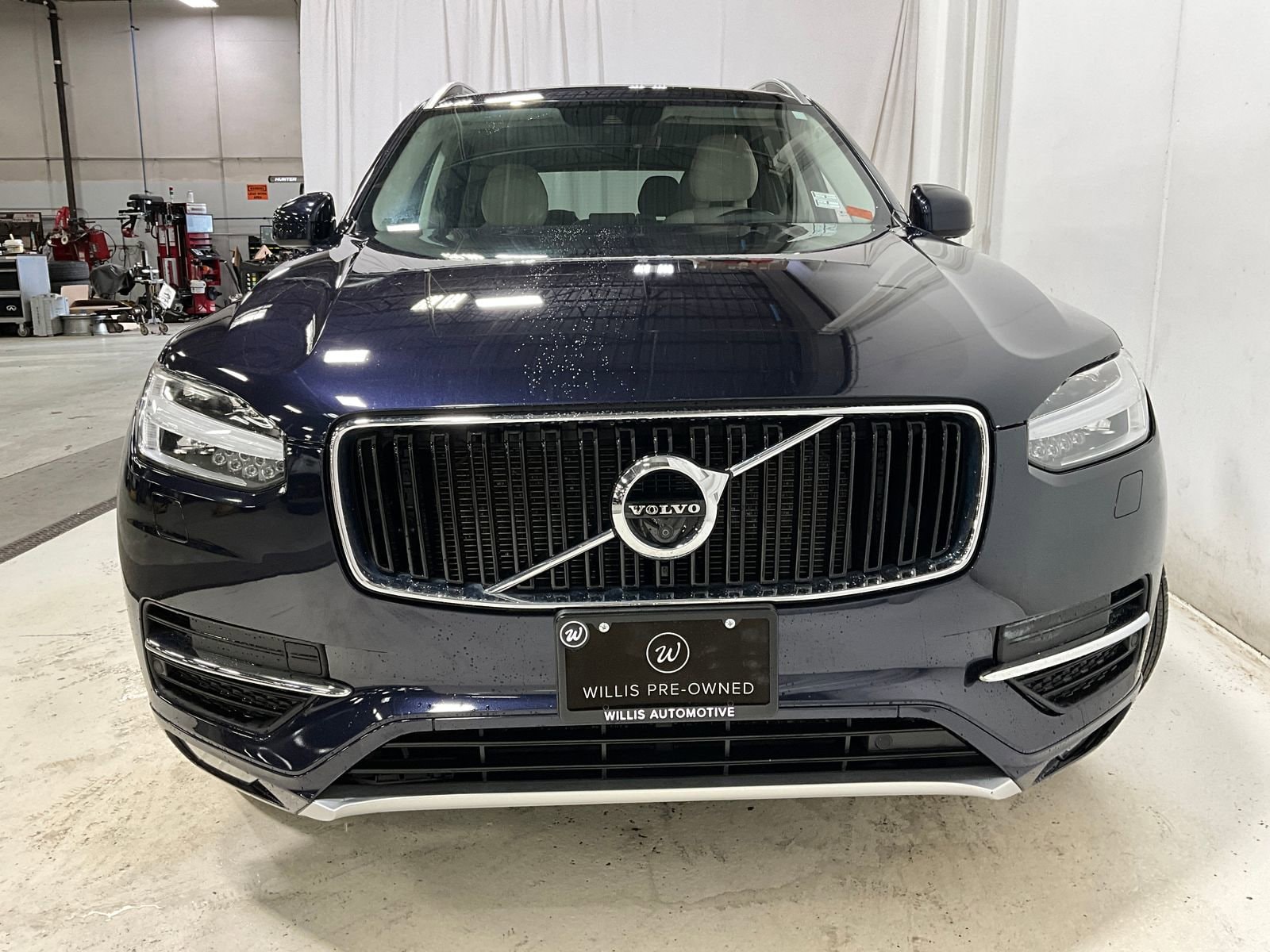 Used 2016 Volvo XC90 Momentum with VIN YV4A22PK6G1049691 for sale in Des Moines, IA