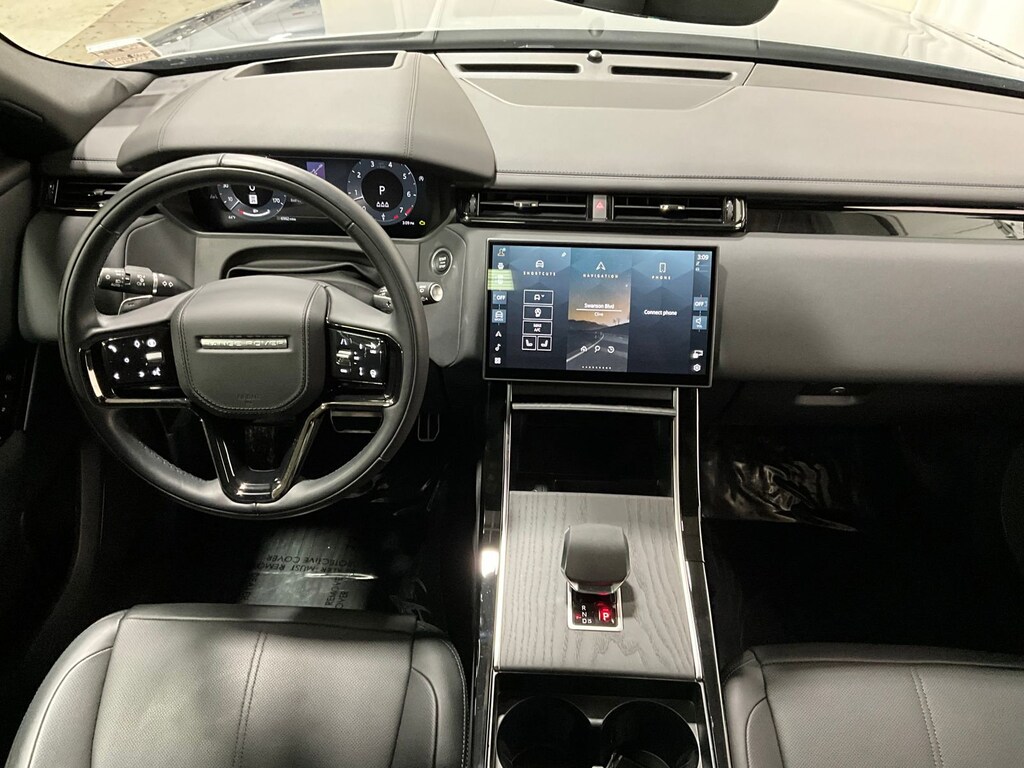 Certified 2026 Land Rover Range Rover Velar P250 Dynamic SE SUV