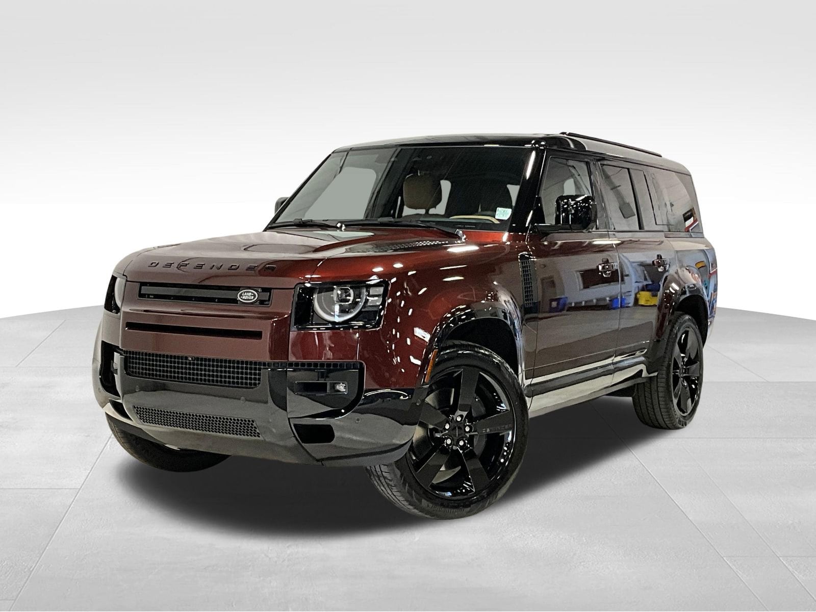 2026 Land Rover Defender 130 X-Dynamic SE P400's photo