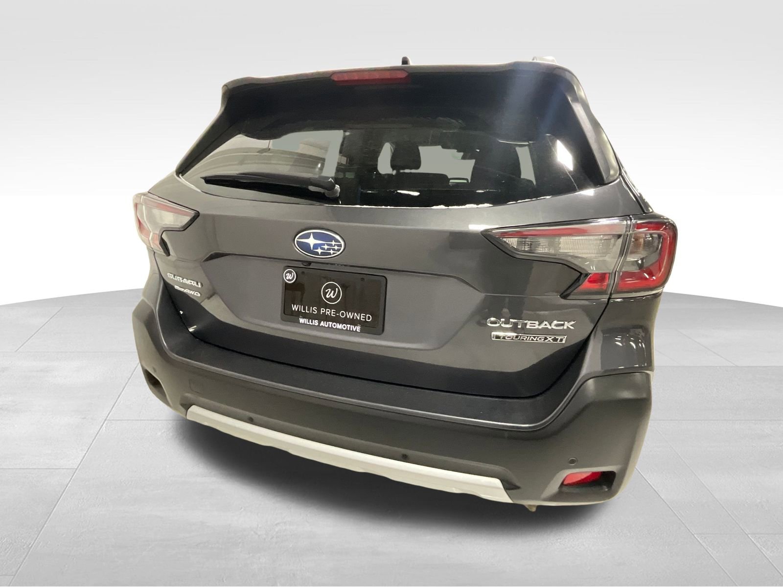 2024 Subaru Outback Touring XT photo 3