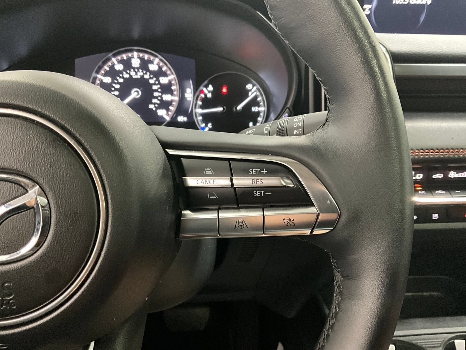 2025 Mazda CX-50 Premium - Photo 17