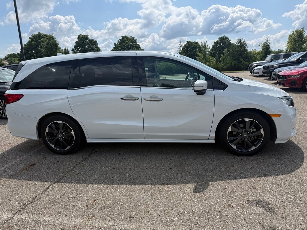 Used 2021 Honda Odyssey Elite Minivan/Van