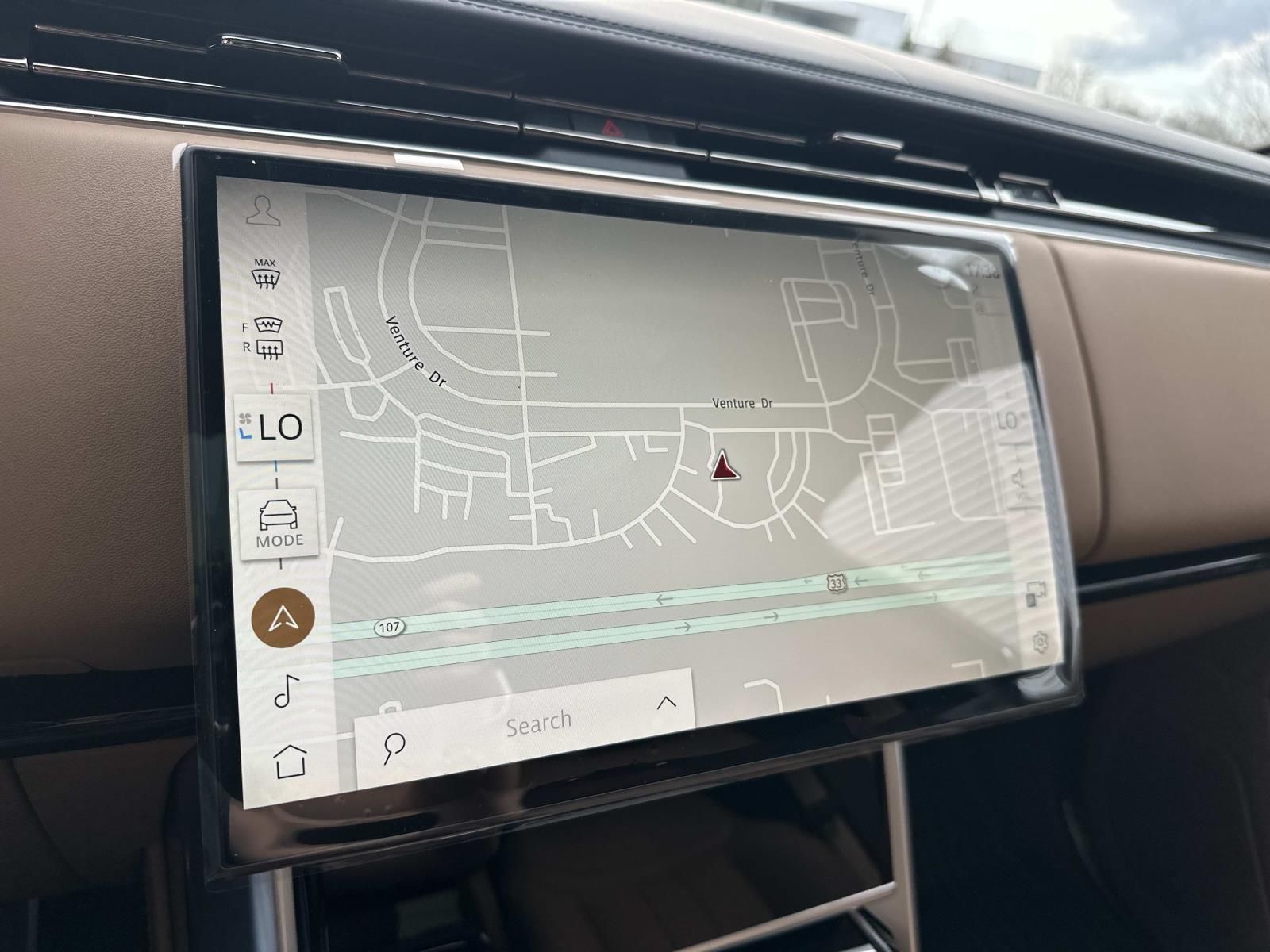 2026 Land Rover Range Rover SE - Photo 15