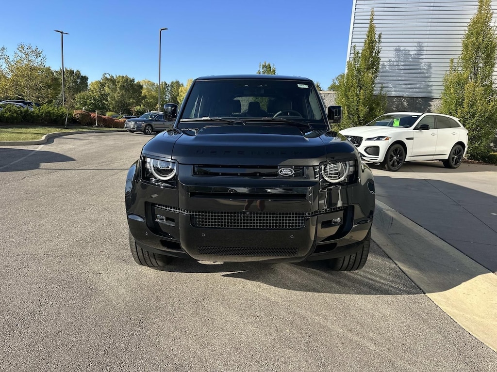 New 2026 Land Rover Defender 130 V8 SUV