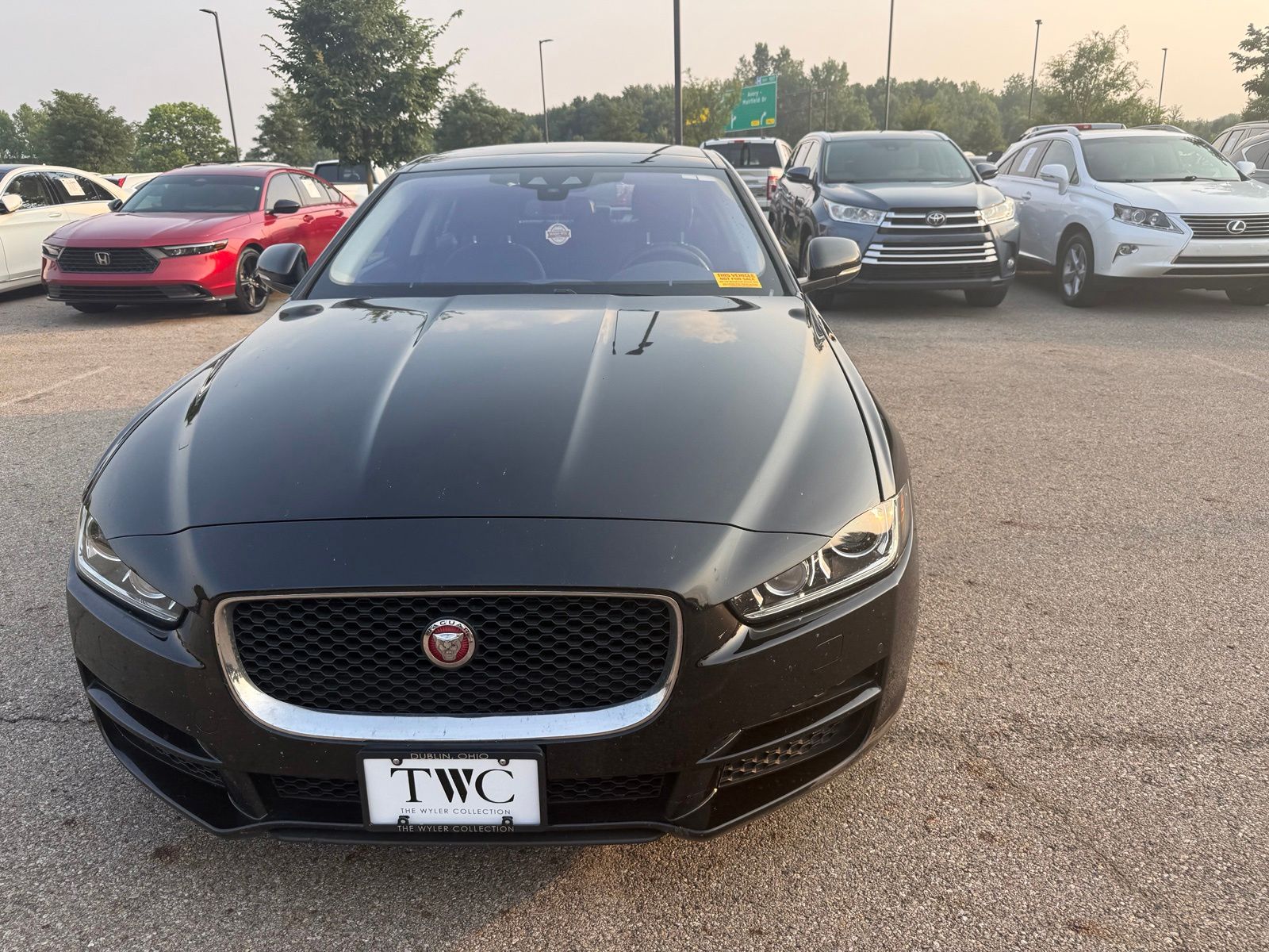 Used 2018 Jaguar XE Premium with VIN SAJAJ4FX8JCP34853 for sale in Dublin, OH