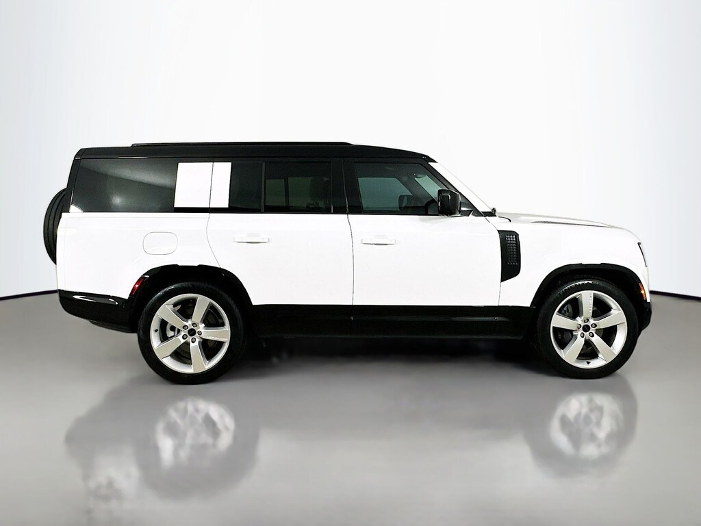 Used 2026 Land Rover Defender 130 X-Dynamic SE SUV