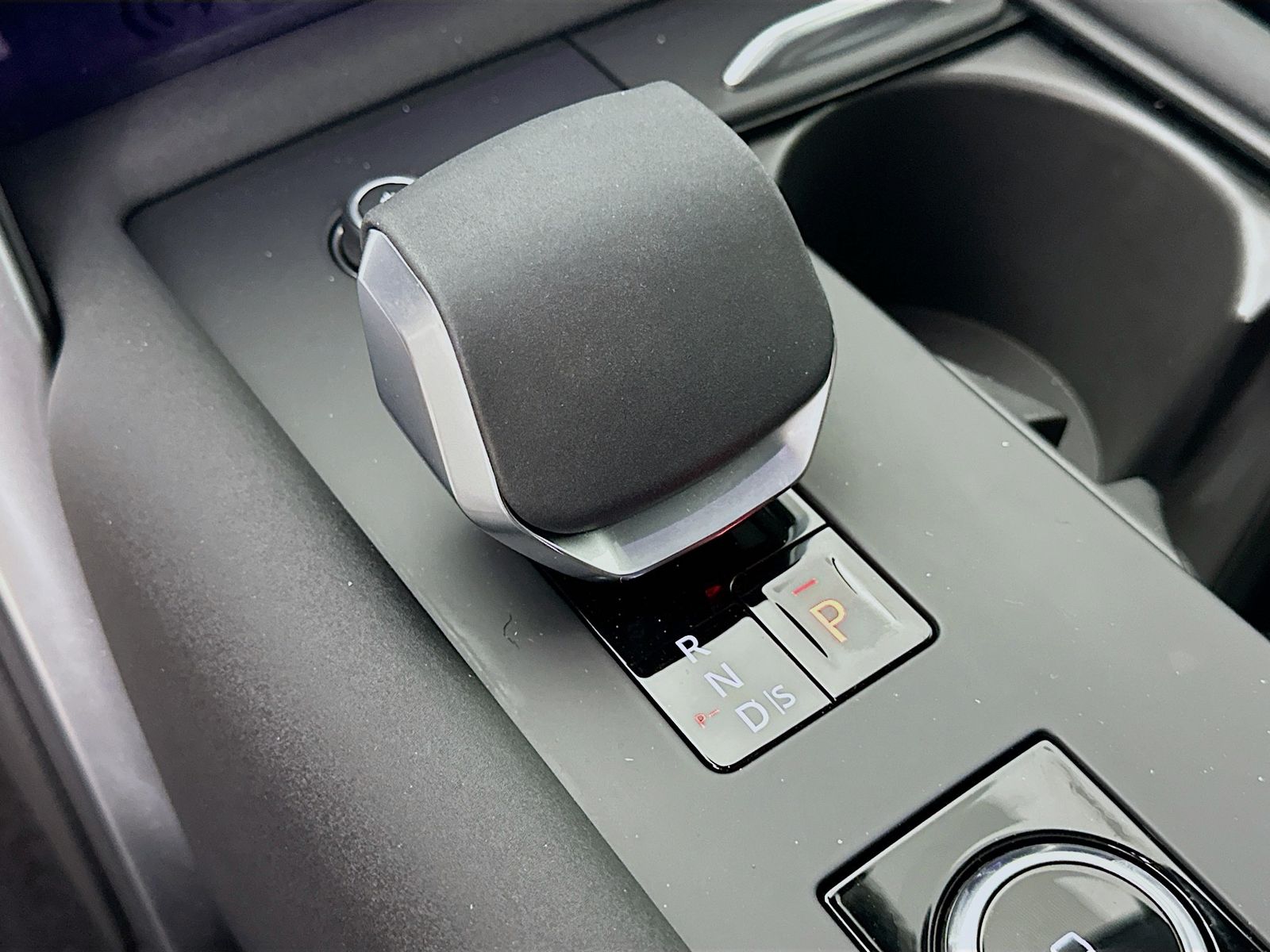 2025 Land Rover Discovery Metropolitan Edition - Photo 27